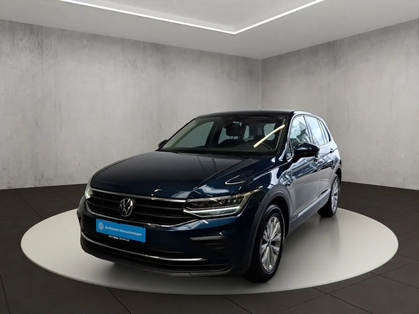 Volkswagen Tiguan 2.0 TDI 7-Gang DSG Синій - 1