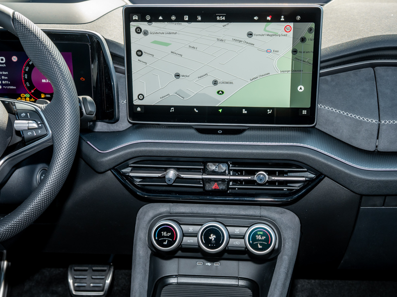 Skoda Kodiaq Sportline 2.0TDI 4x4 DSG 360°/MATRIX/AHK — photo 8