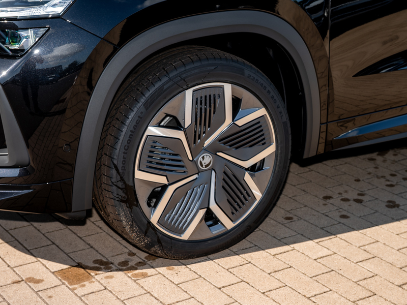 Skoda Kodiaq Sportline 2.0TDI 4x4 DSG 360°/MATRIX/AHK — photo 13