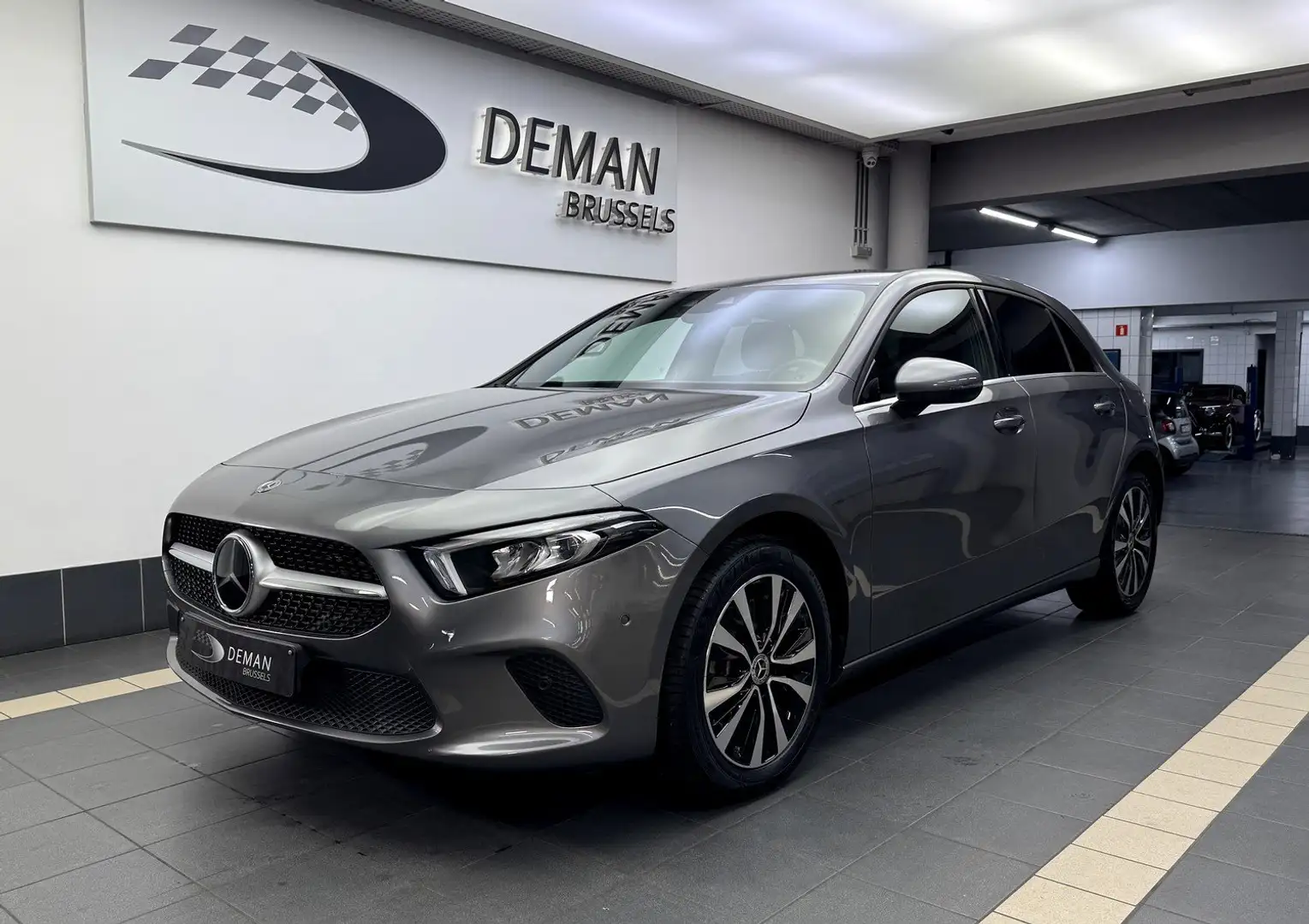 Mercedes-Benz A 250 e PHEV Style Line - plug-In Hybrid - 24.000 +TVA Gris - 1