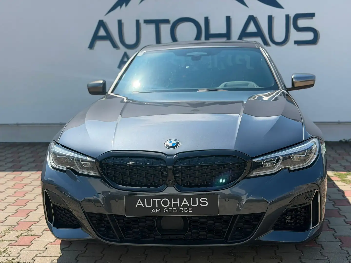 BMW 340 Grau - 2