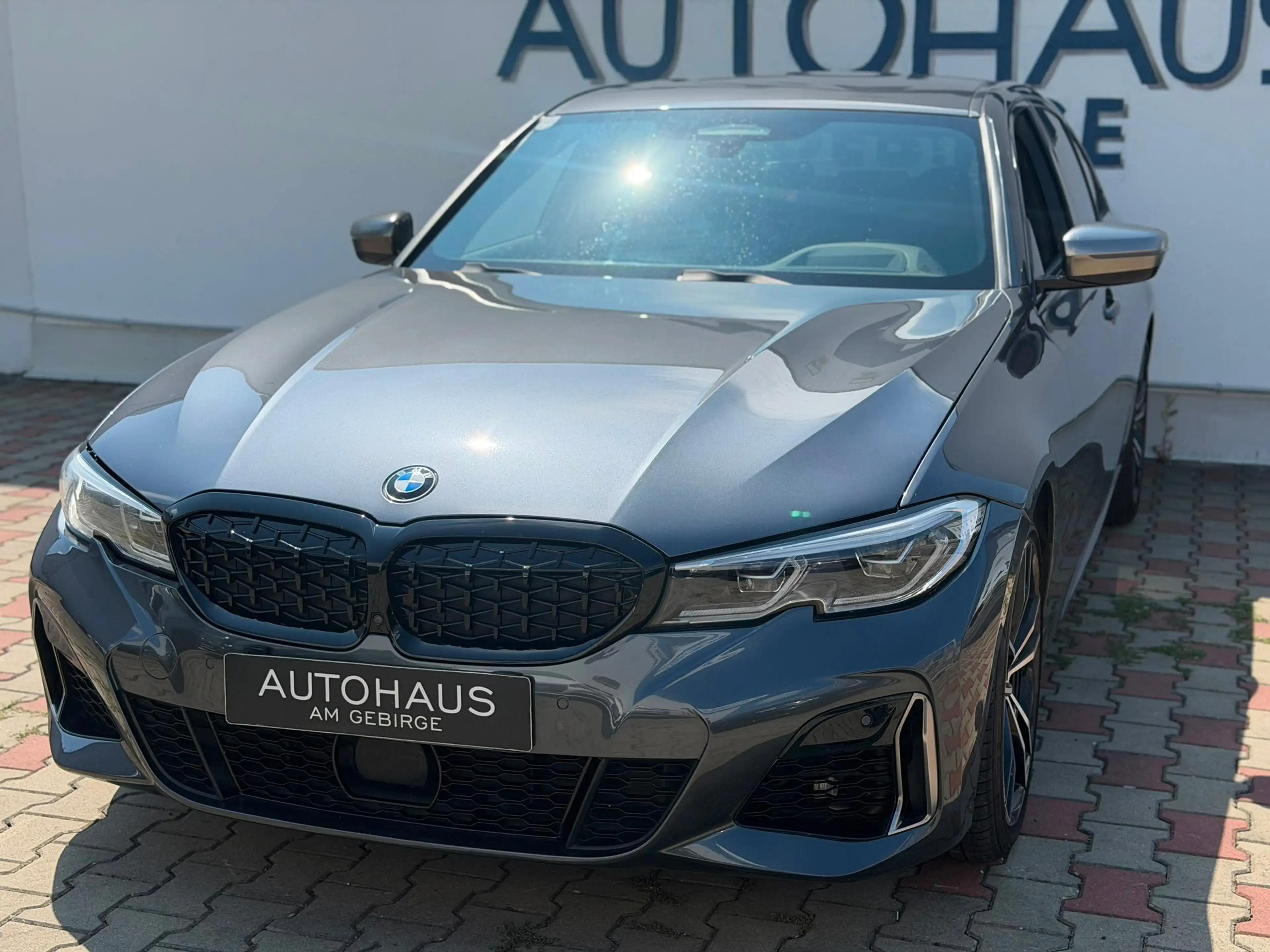 BMW 340 — photo 3