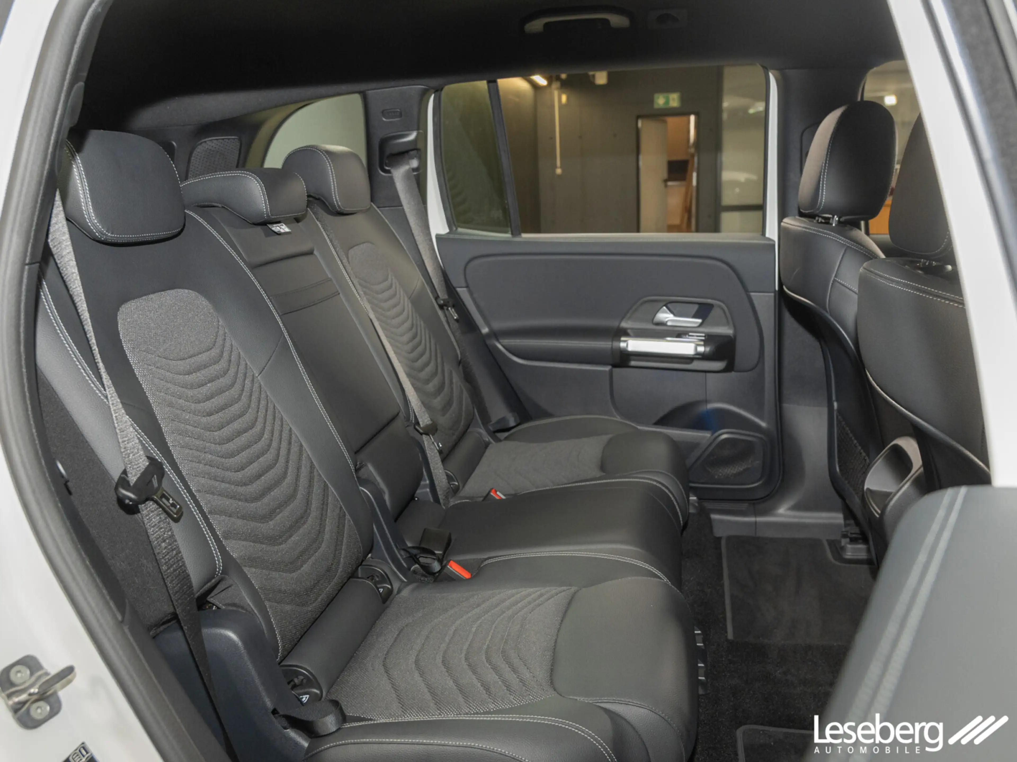 Mercedes-Benz EQB 250 EQB 250+ Progressive Adv. 7-Sitze/LED/Kamera/Shz — photo 14