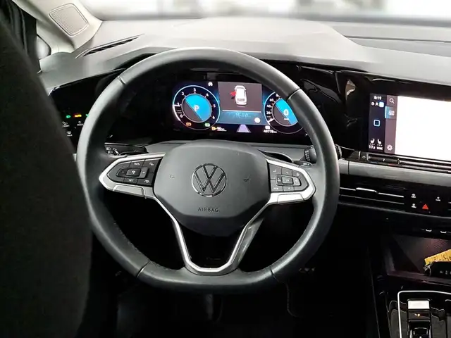 Volkswagen Golf view 13