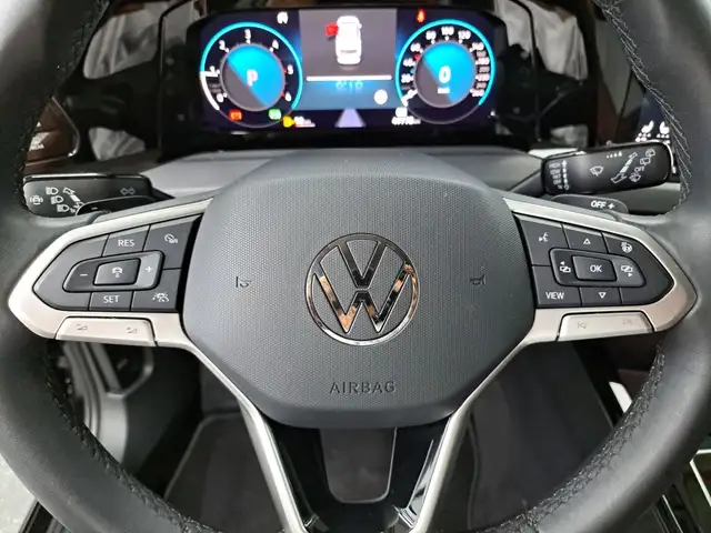 Volkswagen Golf view 15