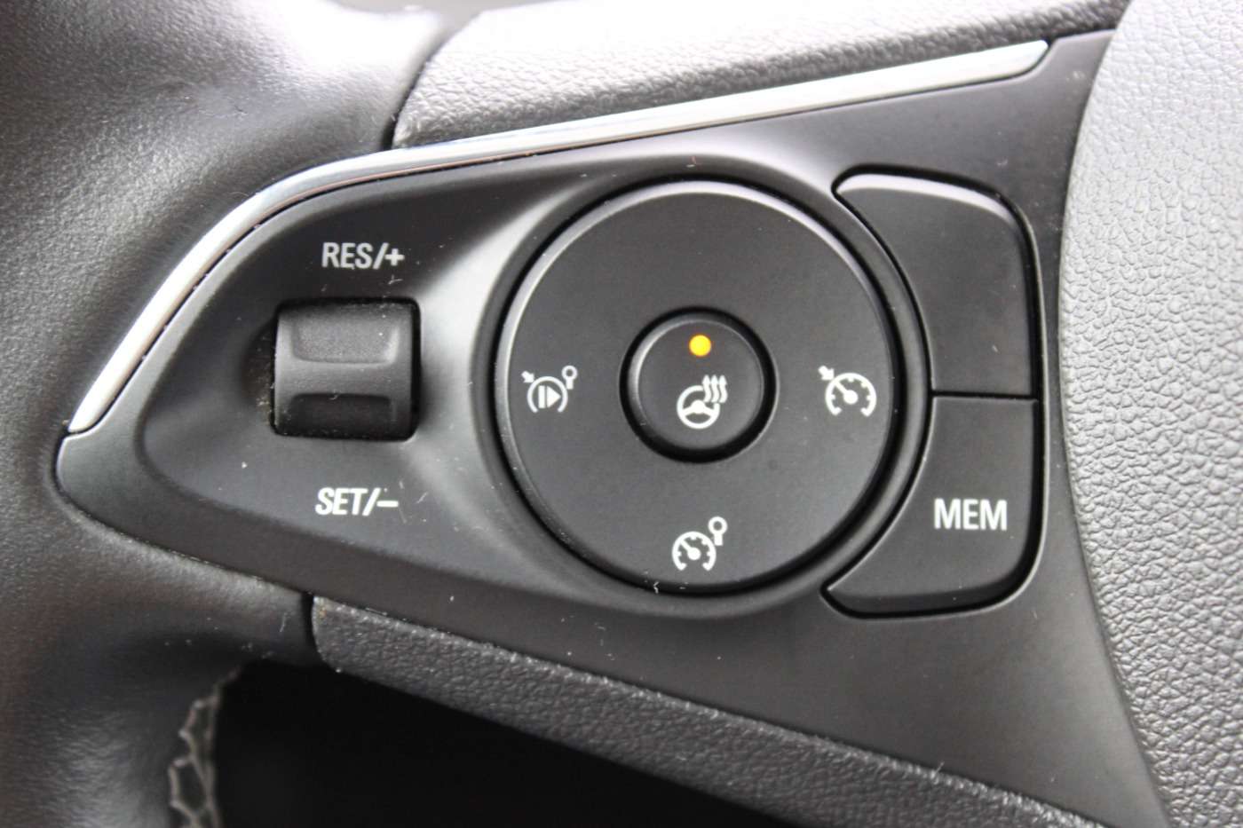 Opel Mokka E