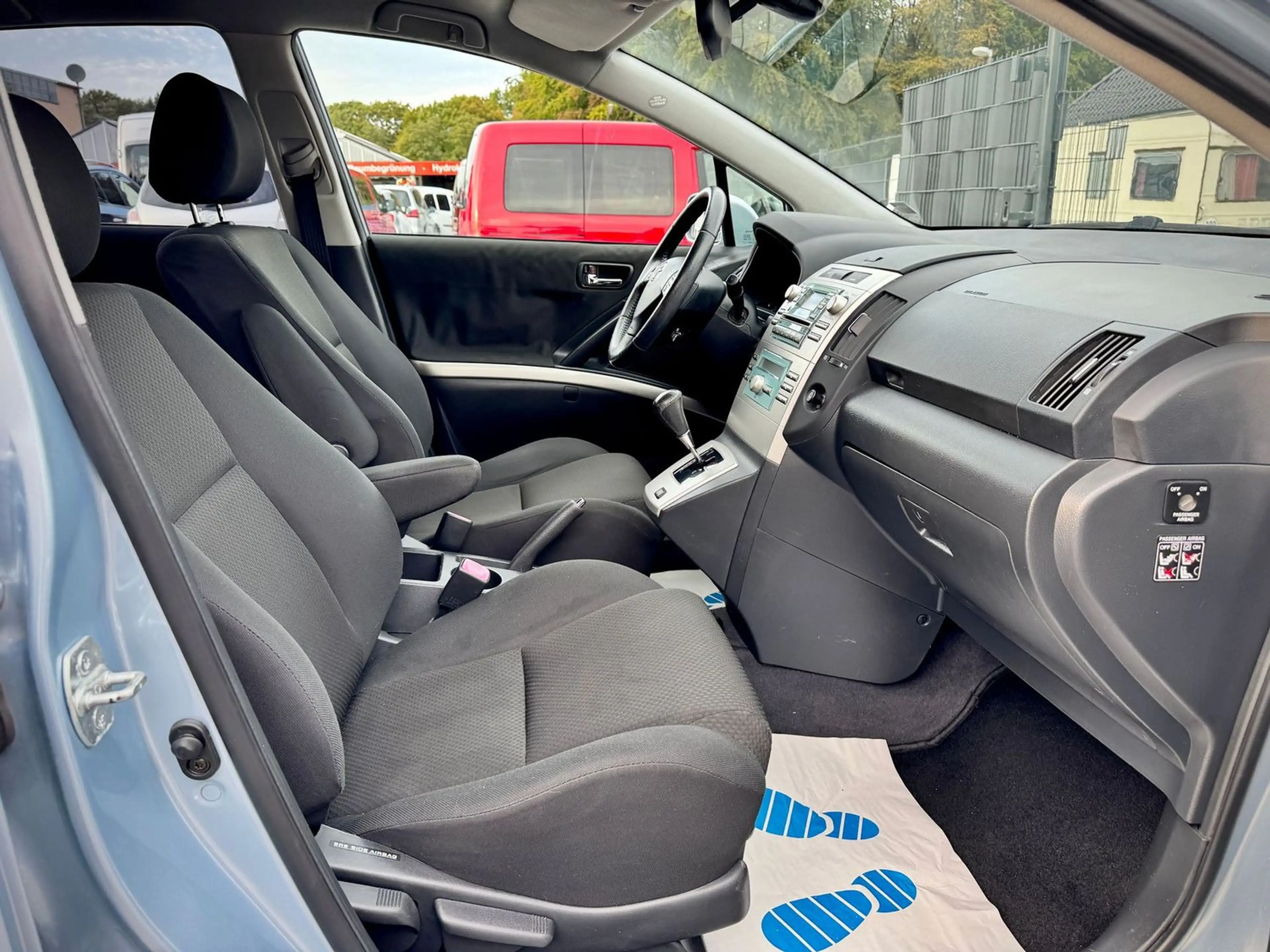 Toyota Corolla Verso 1.8 '7-Sitzer'Aut.'Klima'SHZ'TOP' — photo 11