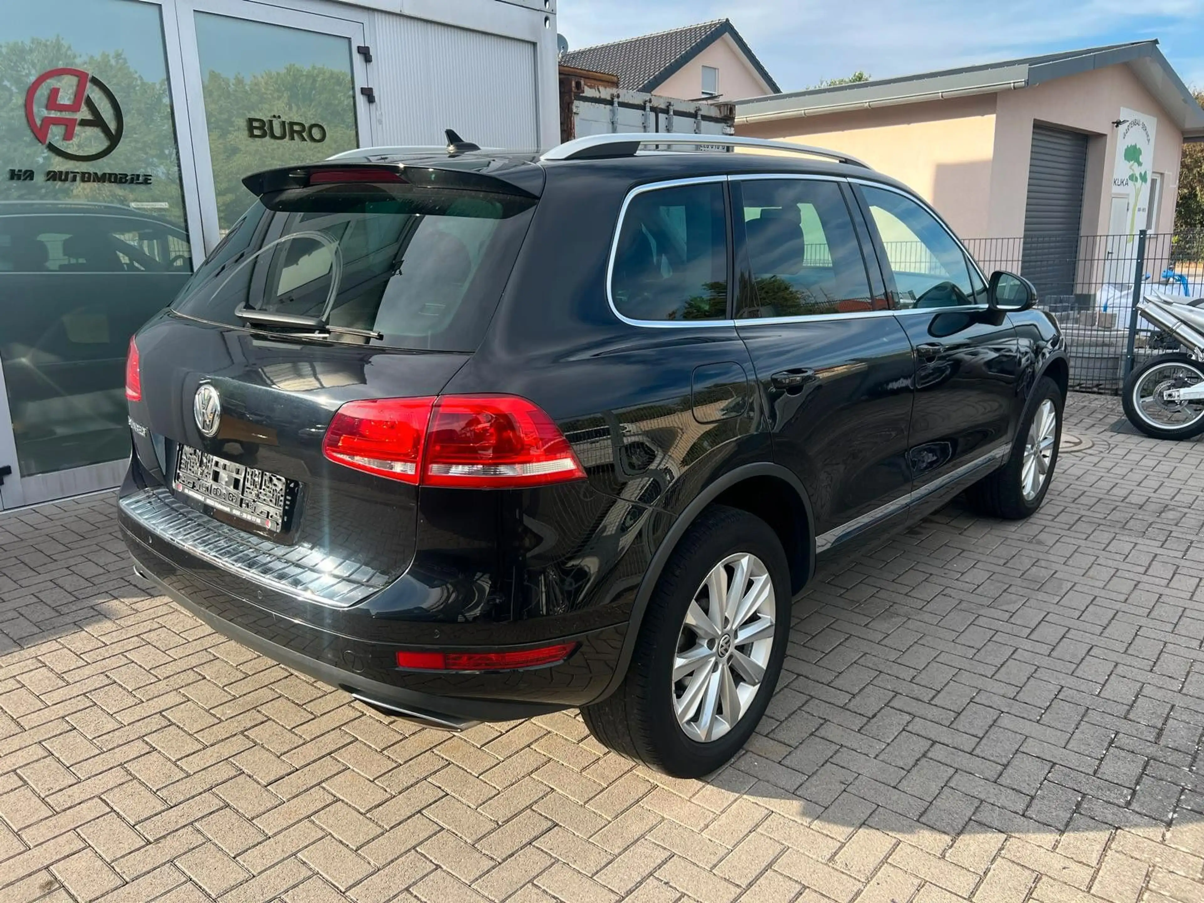 Volkswagen Touareg V6 TDI BMT Navi Xenon — photo 4