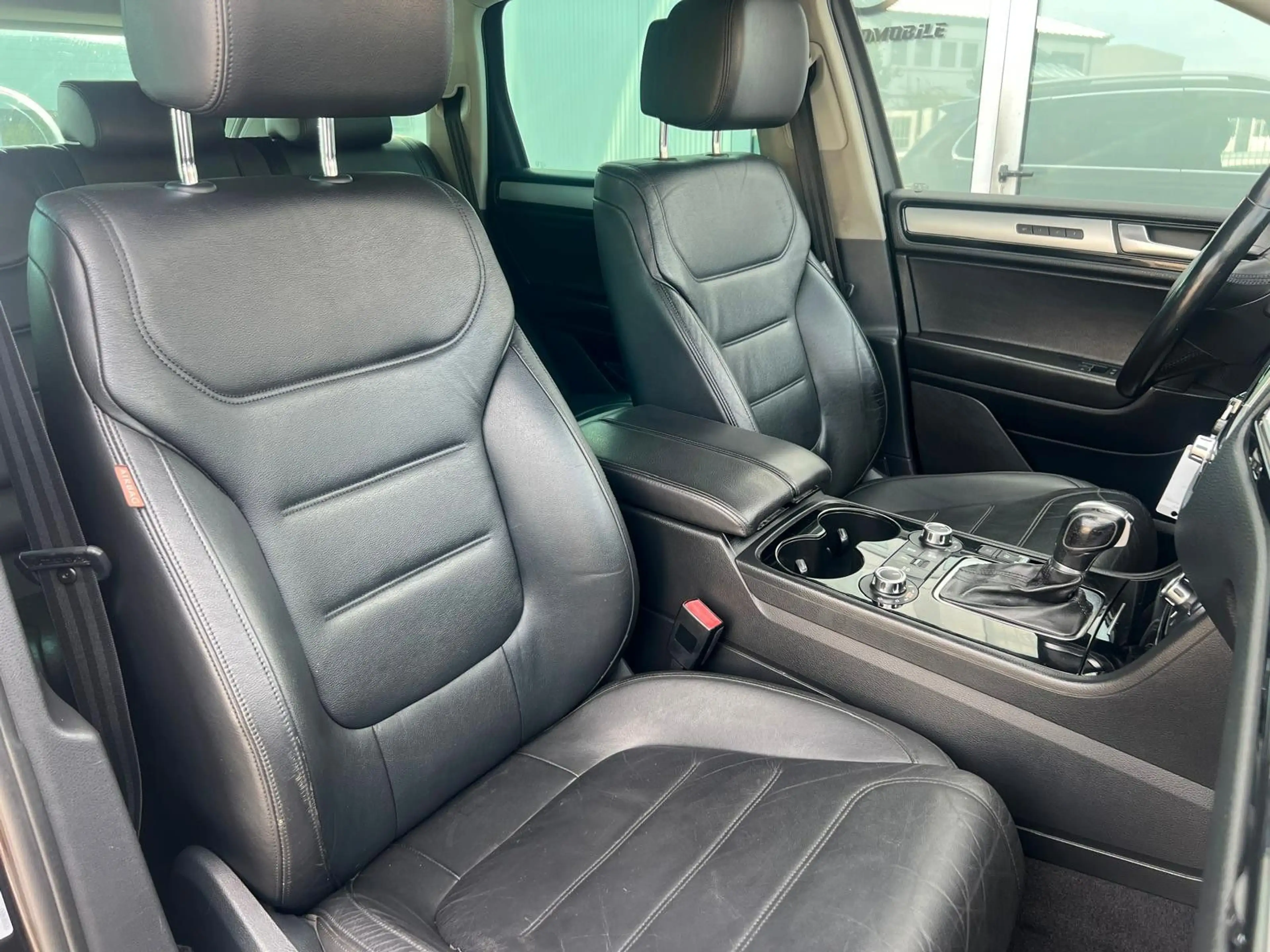 Volkswagen Touareg V6 TDI BMT Navi Xenon — photo 15