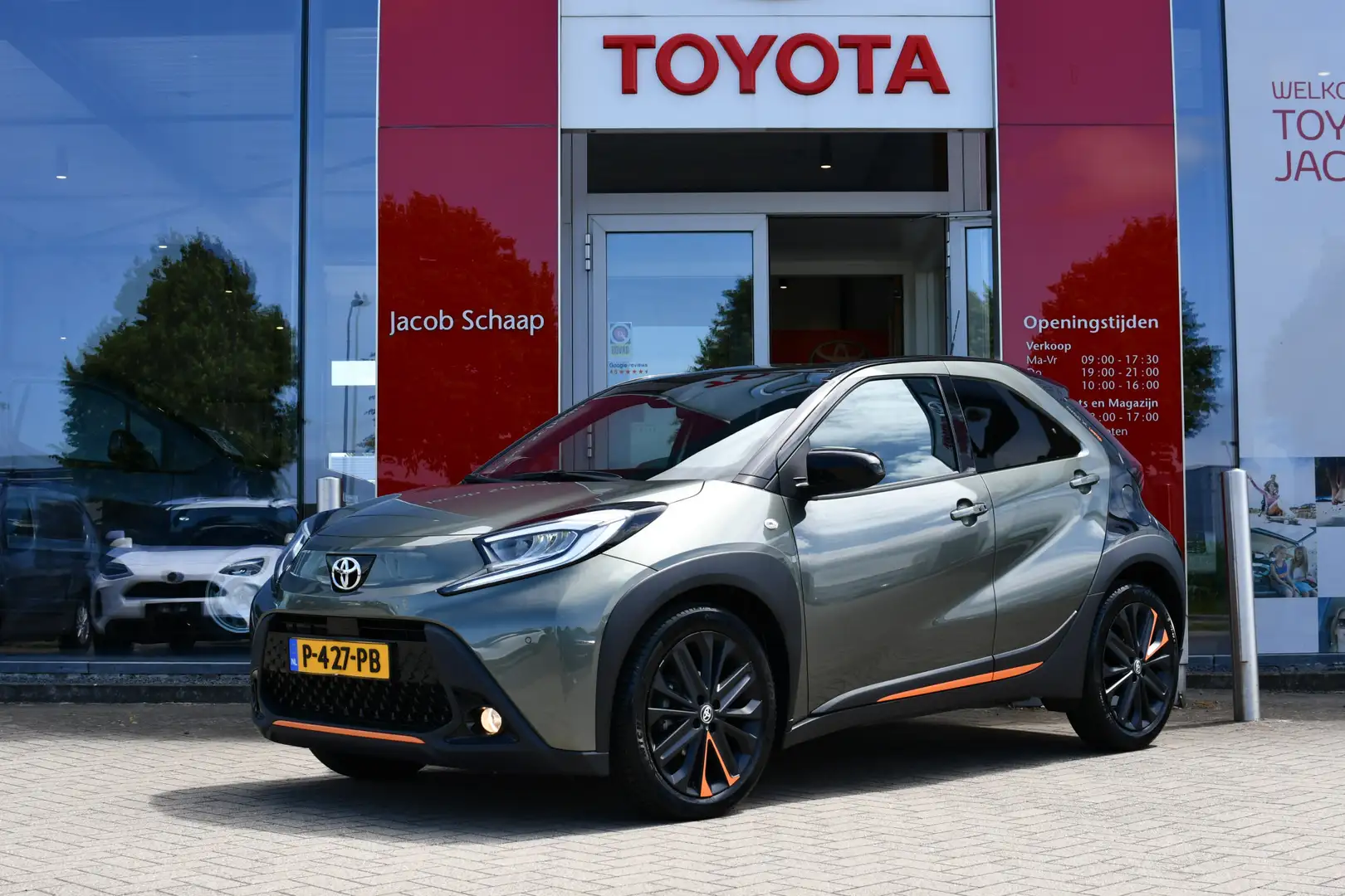 Toyota Aygo X 1.0 VVT-i MT Limited 5-deurs 72pk | JBL | Apple Ca Groen - 1