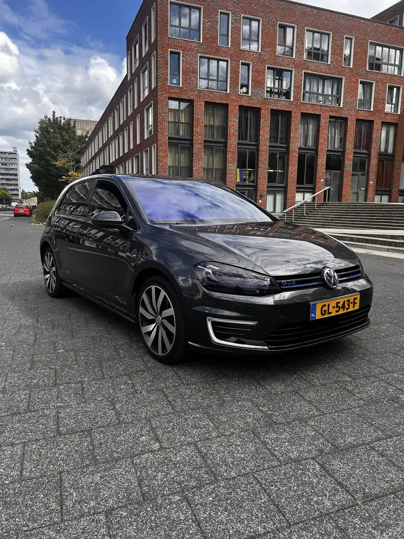 Volkswagen Golf GTE - 1