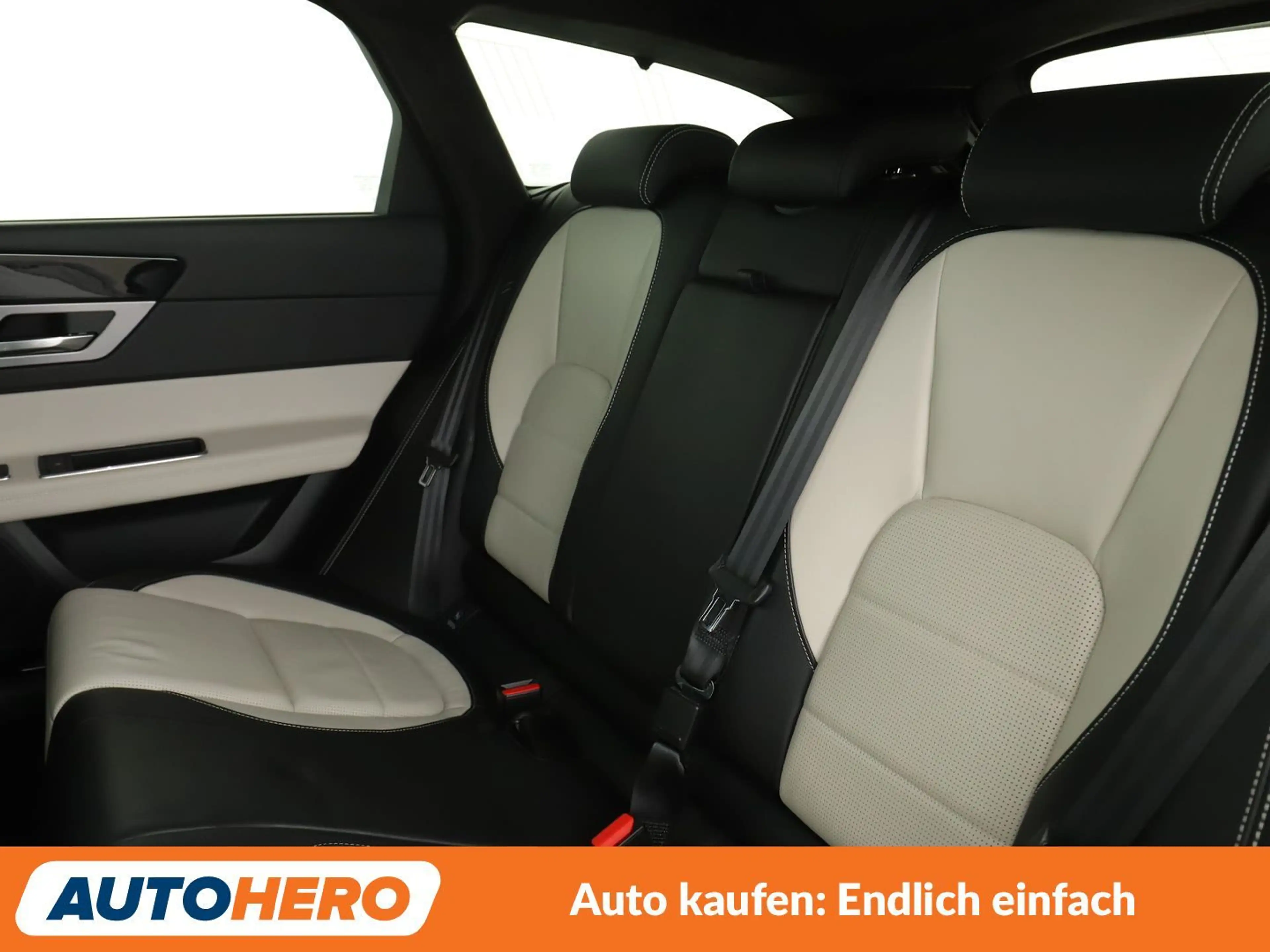 Jaguar XF 25t R-Sport Aut.*NAVI*LED*CAM*TEMPO*ALU* — photo 14