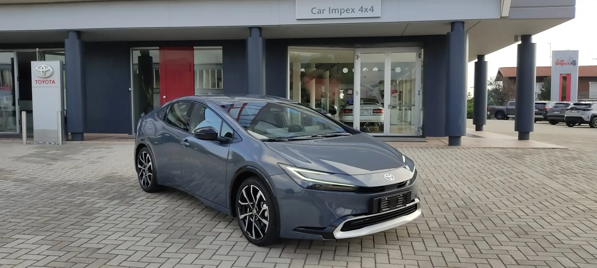 Toyota Prius 2.0 Plug-In Hybrid 220CV Lounge MY25 Grigio - 1