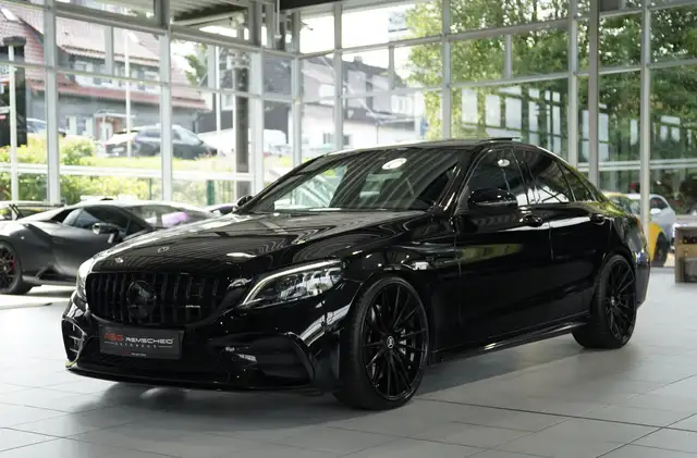Mercedes-Benz C Class view 5