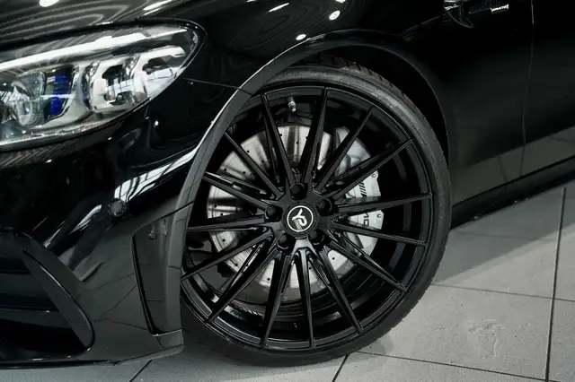 Mercedes-Benz C Class view 3
