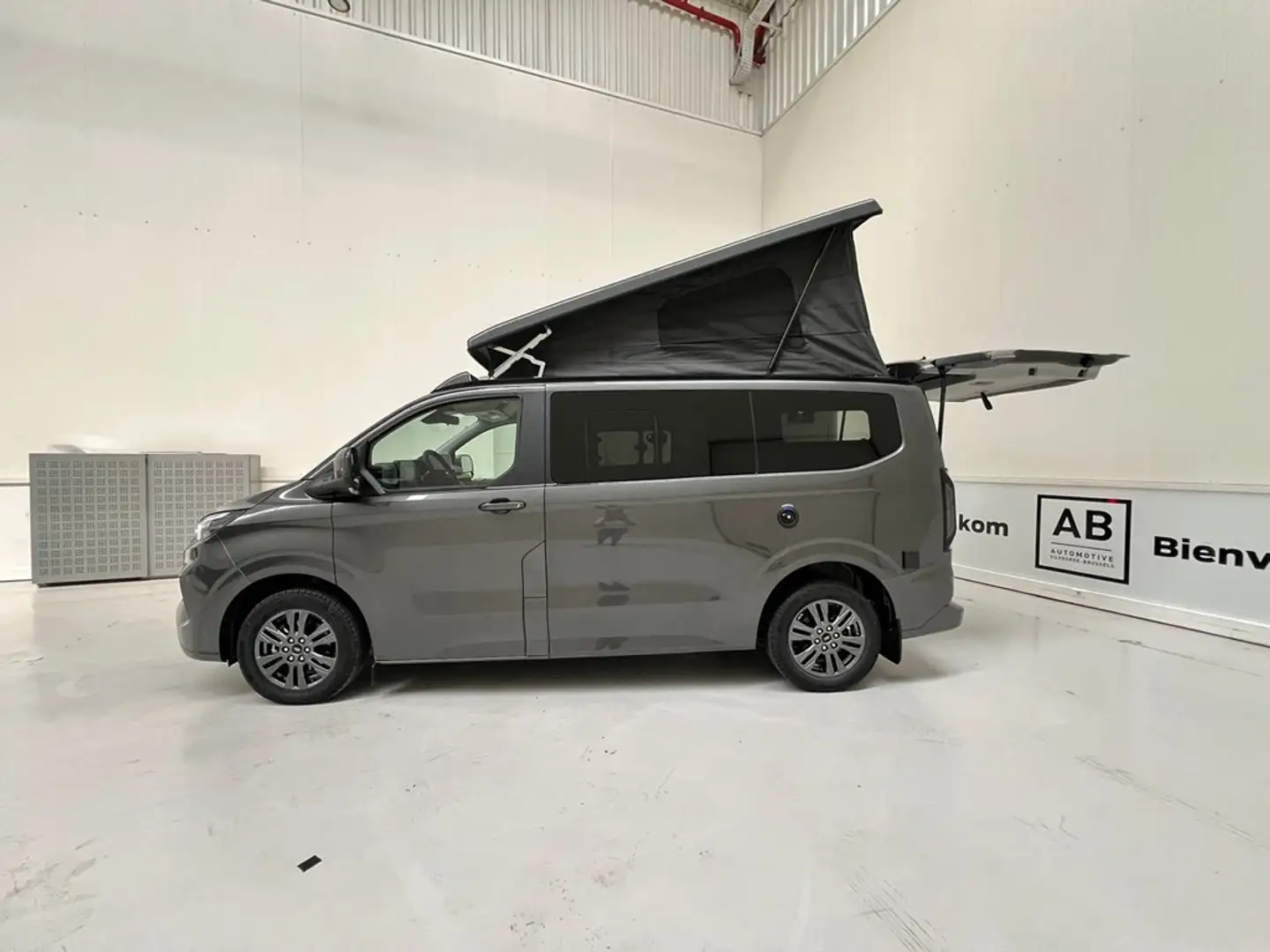 Ford Transit Custom * New Nugget L1  / Diesel Manueel * Grijs - 2