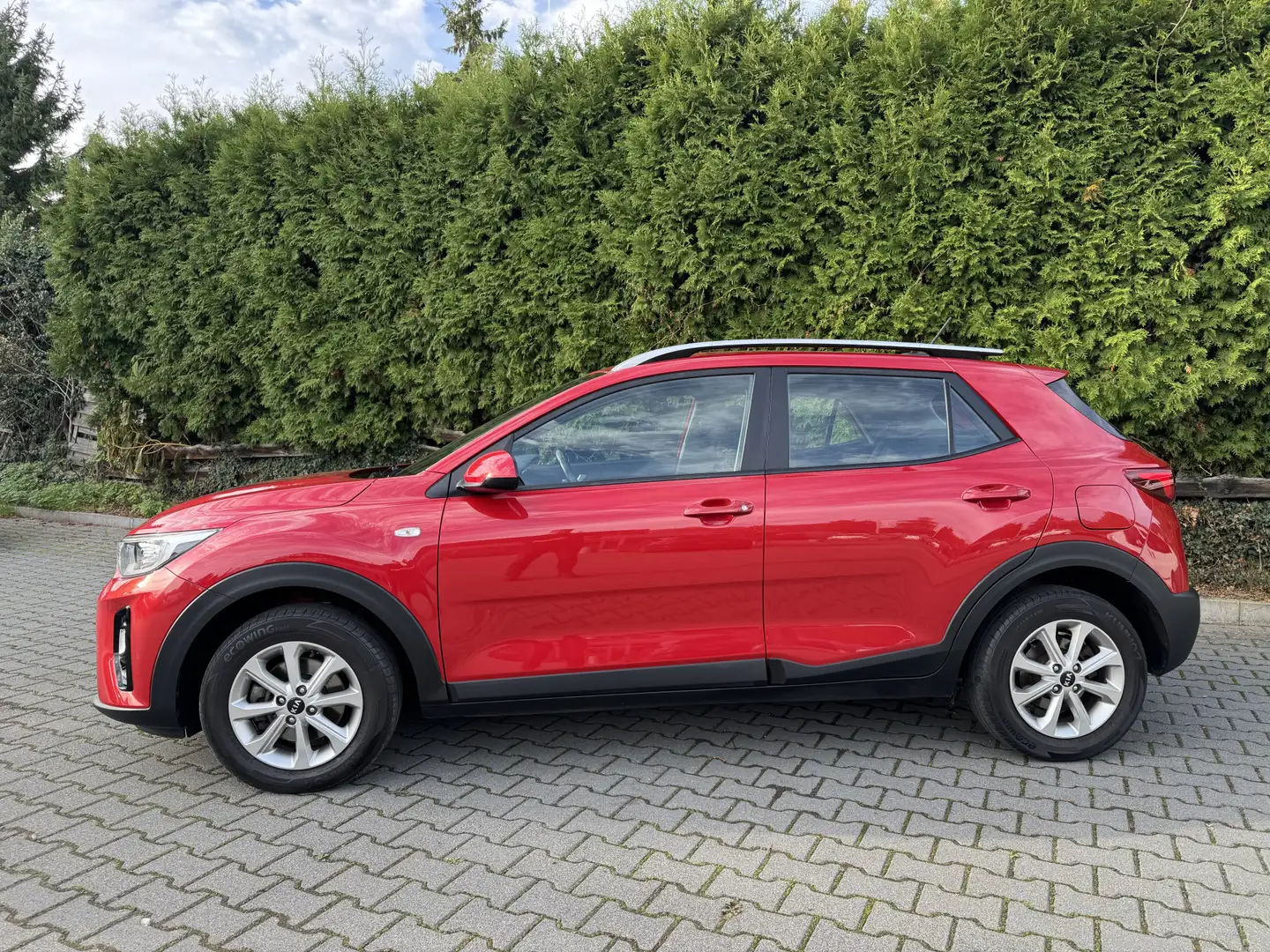 Kia Stonic 1.2 MPi ComfortLine Climate, Camera, DAB, Stoel/st Rood - 2