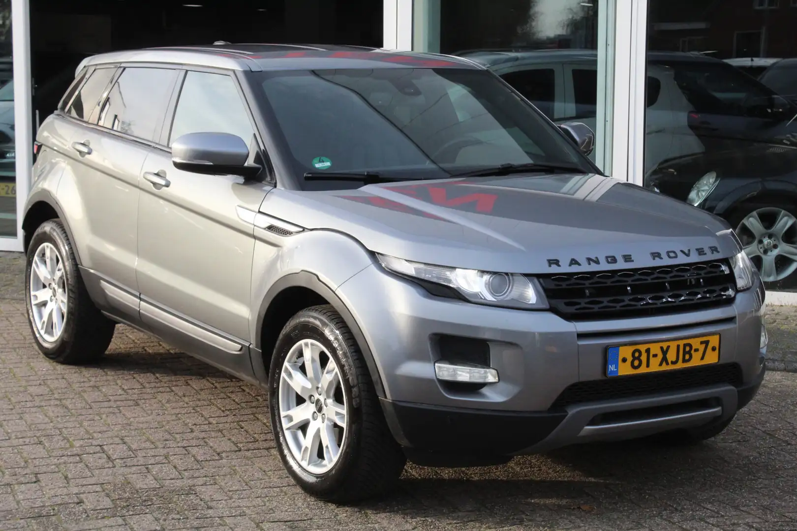 Land Rover Range Rover Evoque 2.0 Si 4WD Dynamic Grijs - 2