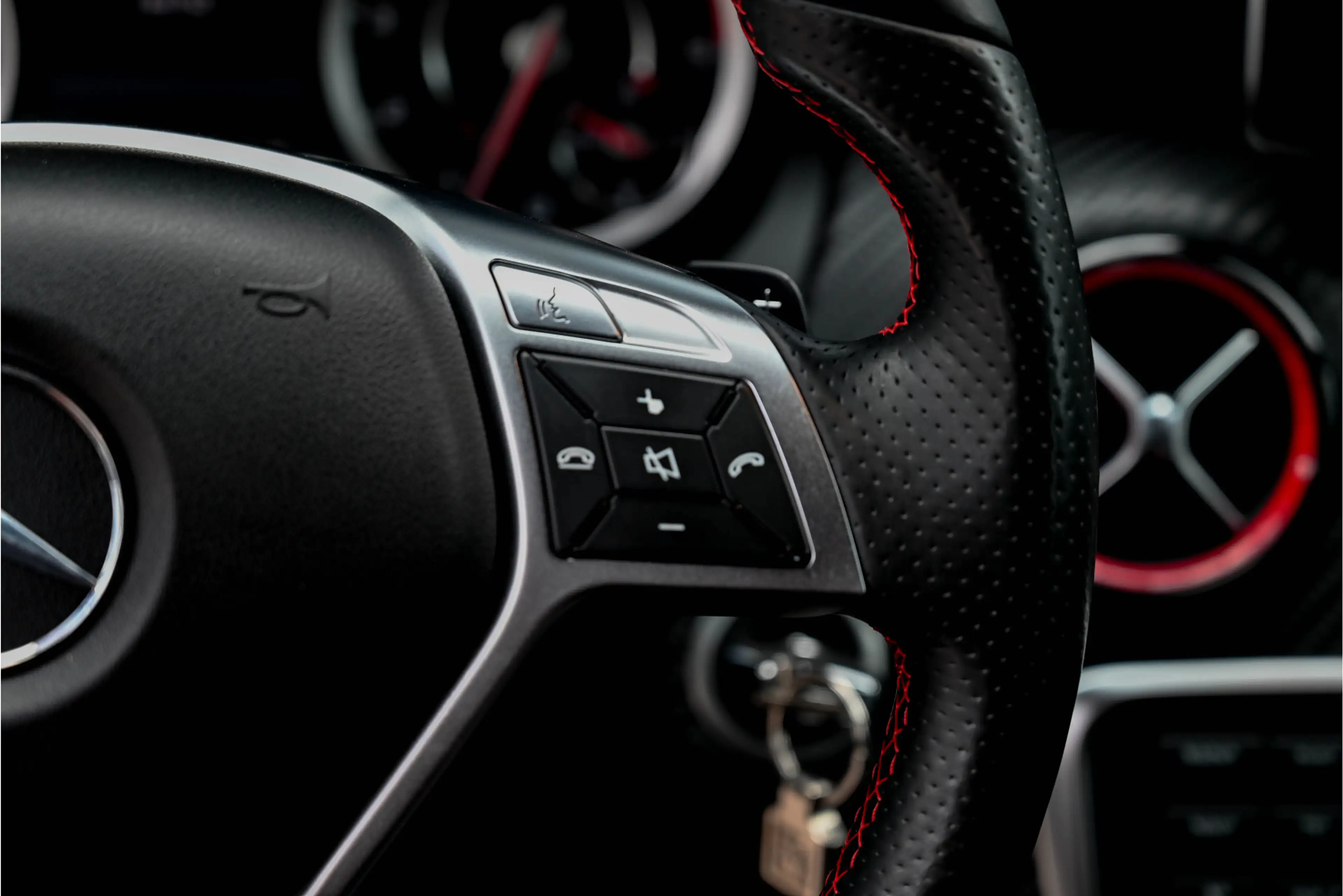 Mercedes-Benz A 45 AMG 4MATIC — photo 15