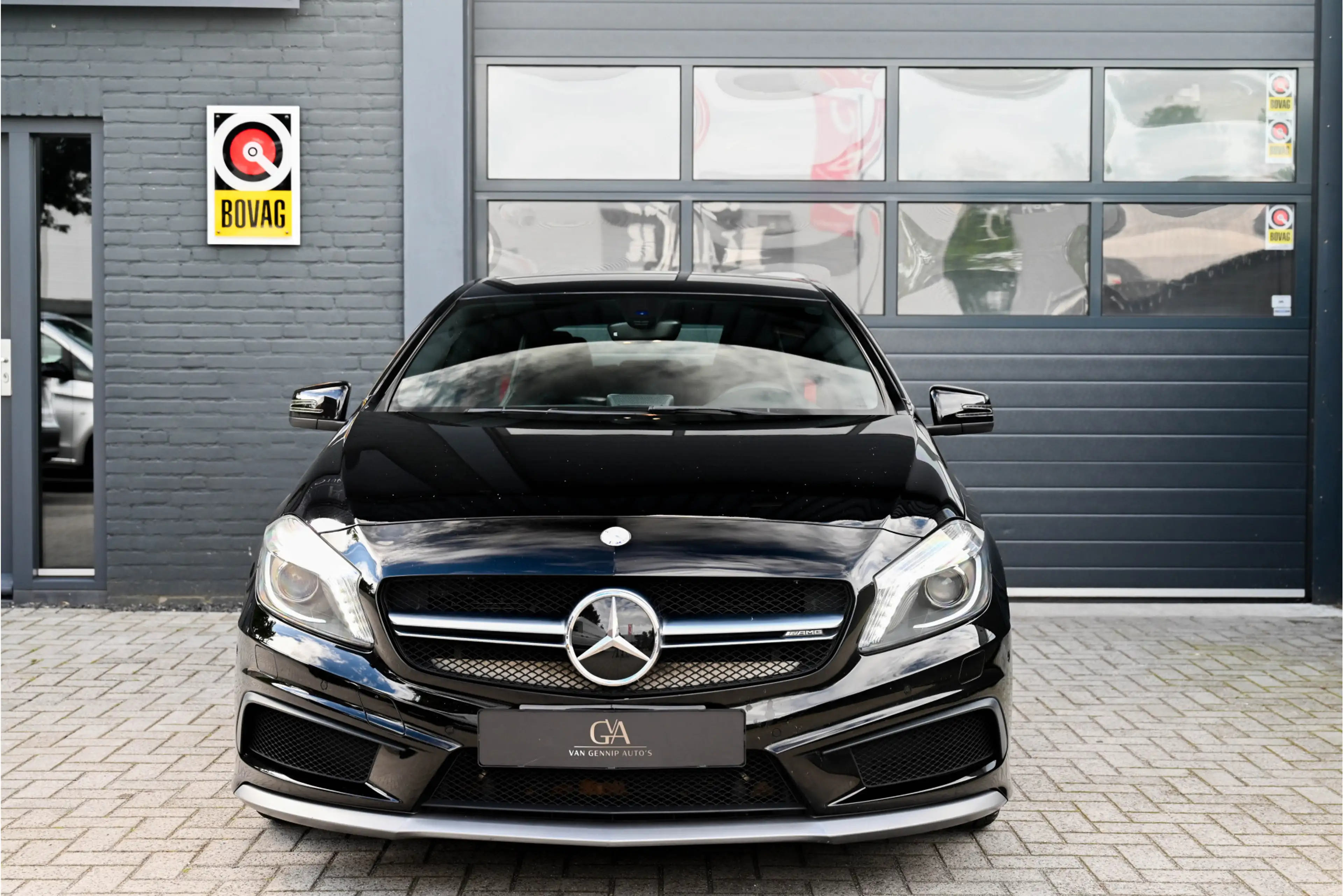 Mercedes-Benz A 45 AMG 4MATIC — photo 5