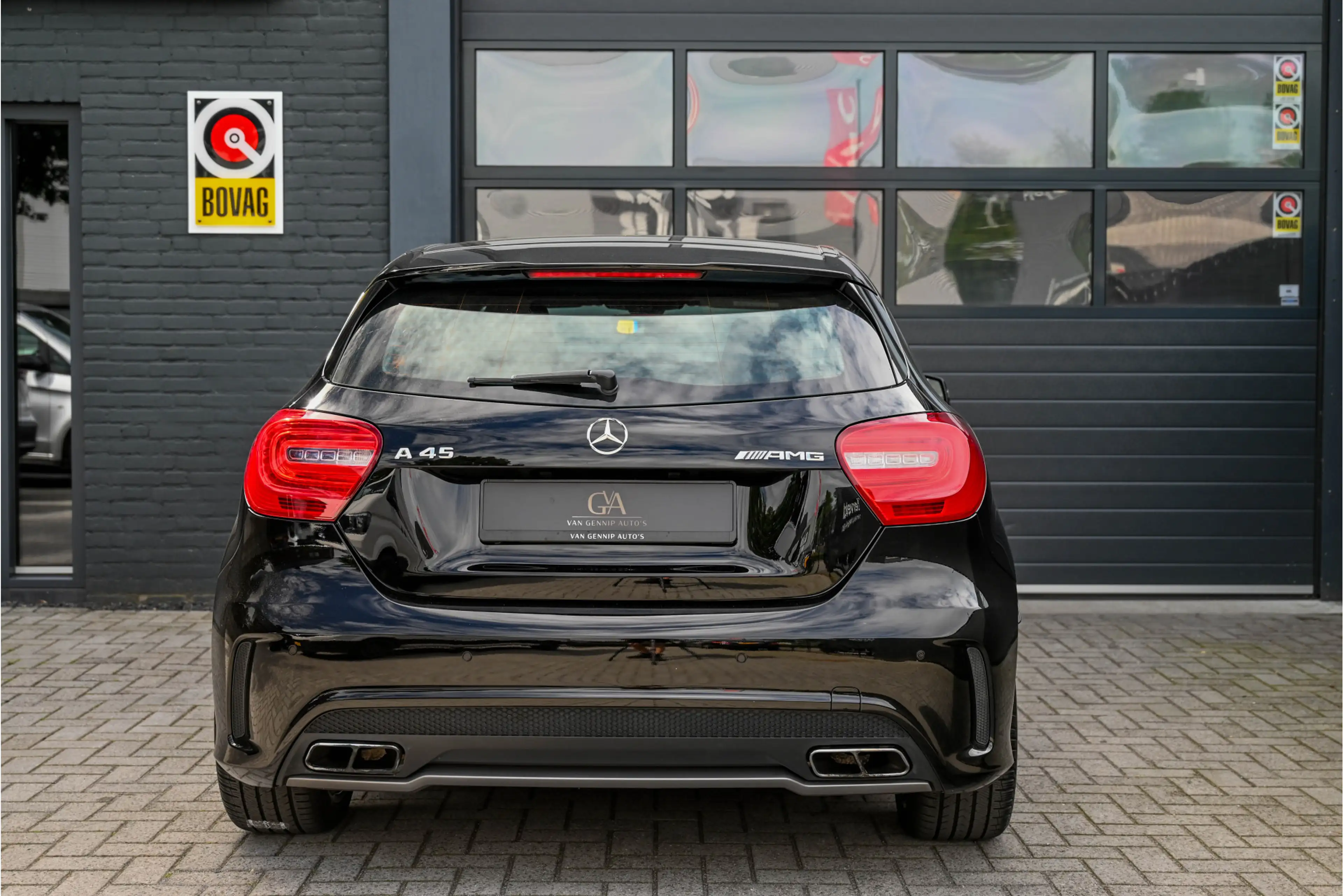 Mercedes-Benz A 45 AMG 4MATIC — photo 7