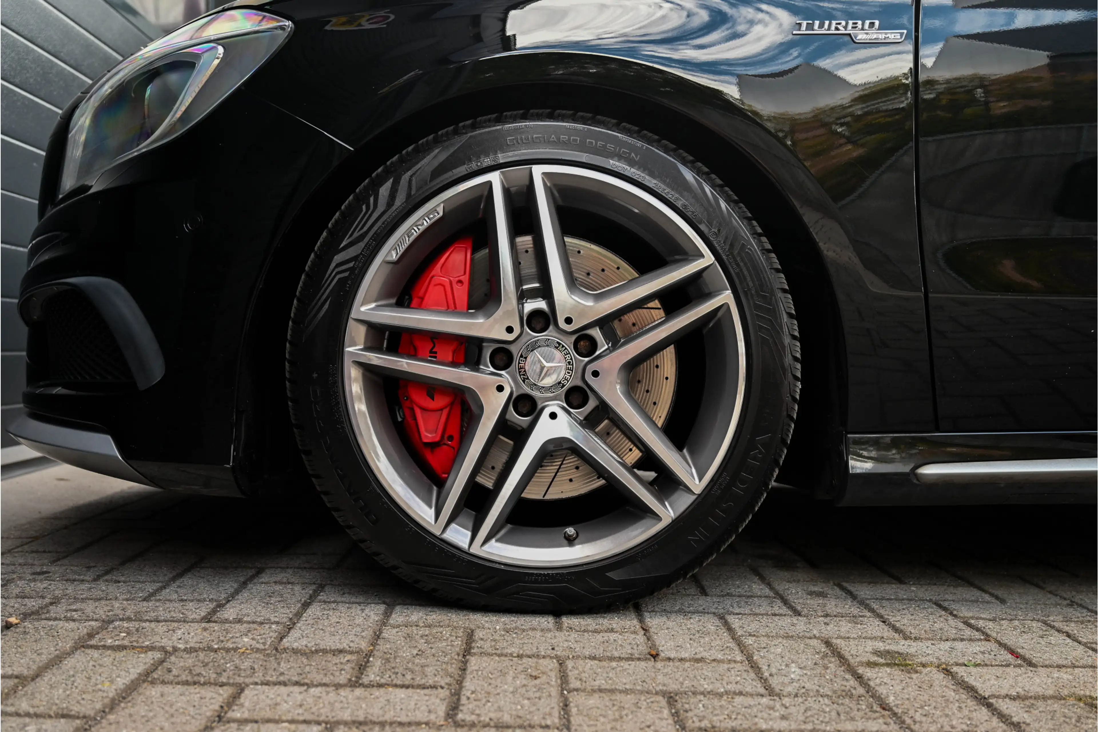 Mercedes-Benz A 45 AMG 4MATIC — photo 8