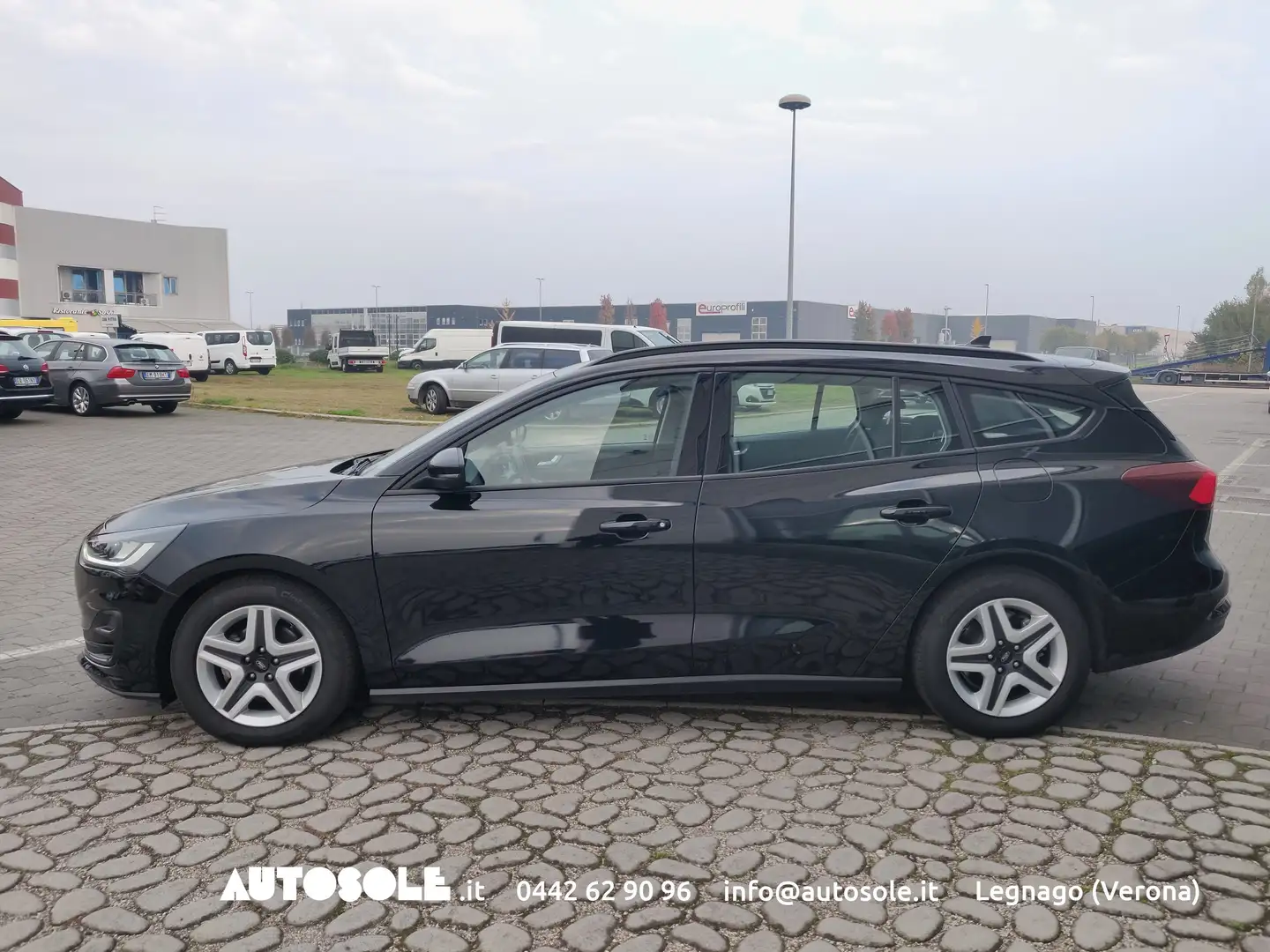 Ford Focus Focus SW 1.5 Ecoblue Business Automatica Nero - 2