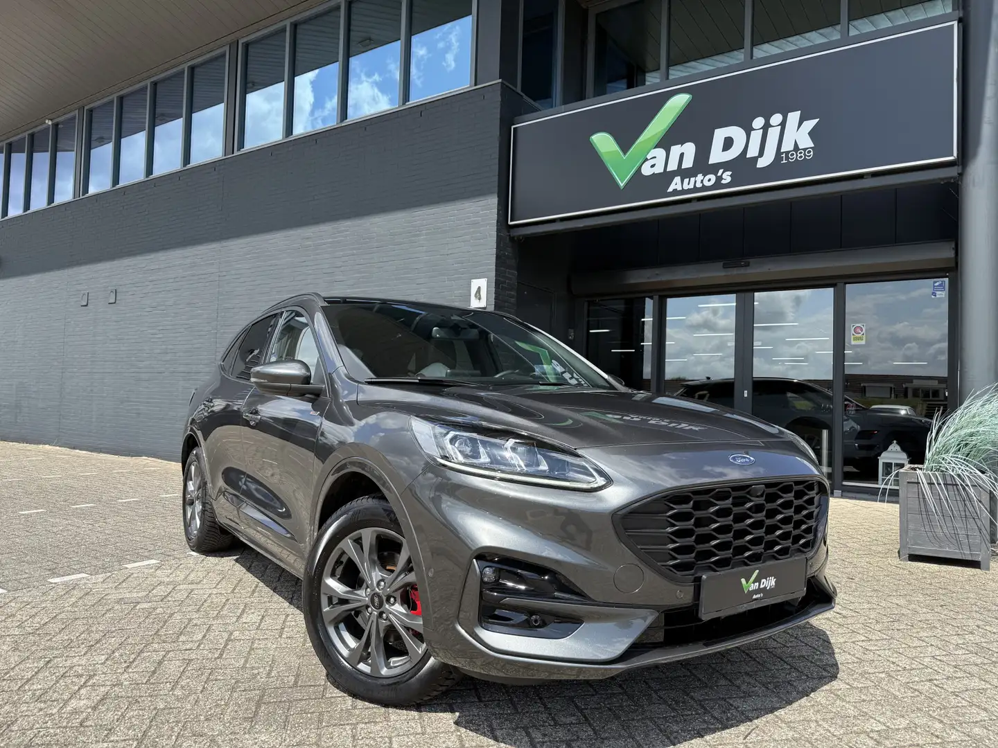 Ford Kuga 2.5 PHEV ST-Line X Panodak Navi Camera 360 Grijs - 1