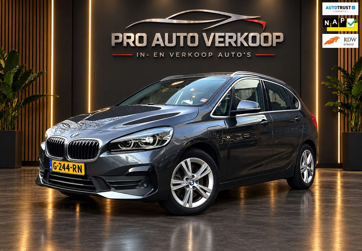 BMW 225