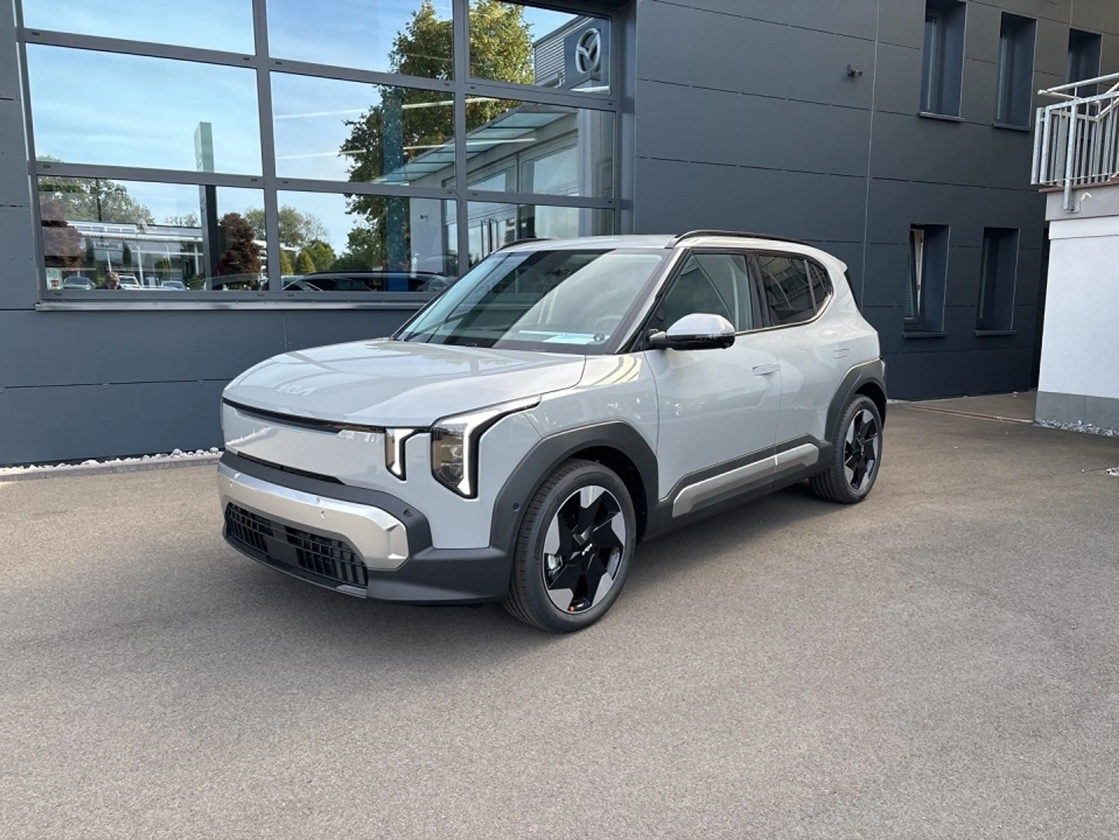 Kia EV2 61 5S EARTH WIC 22AC TEC DWP DES