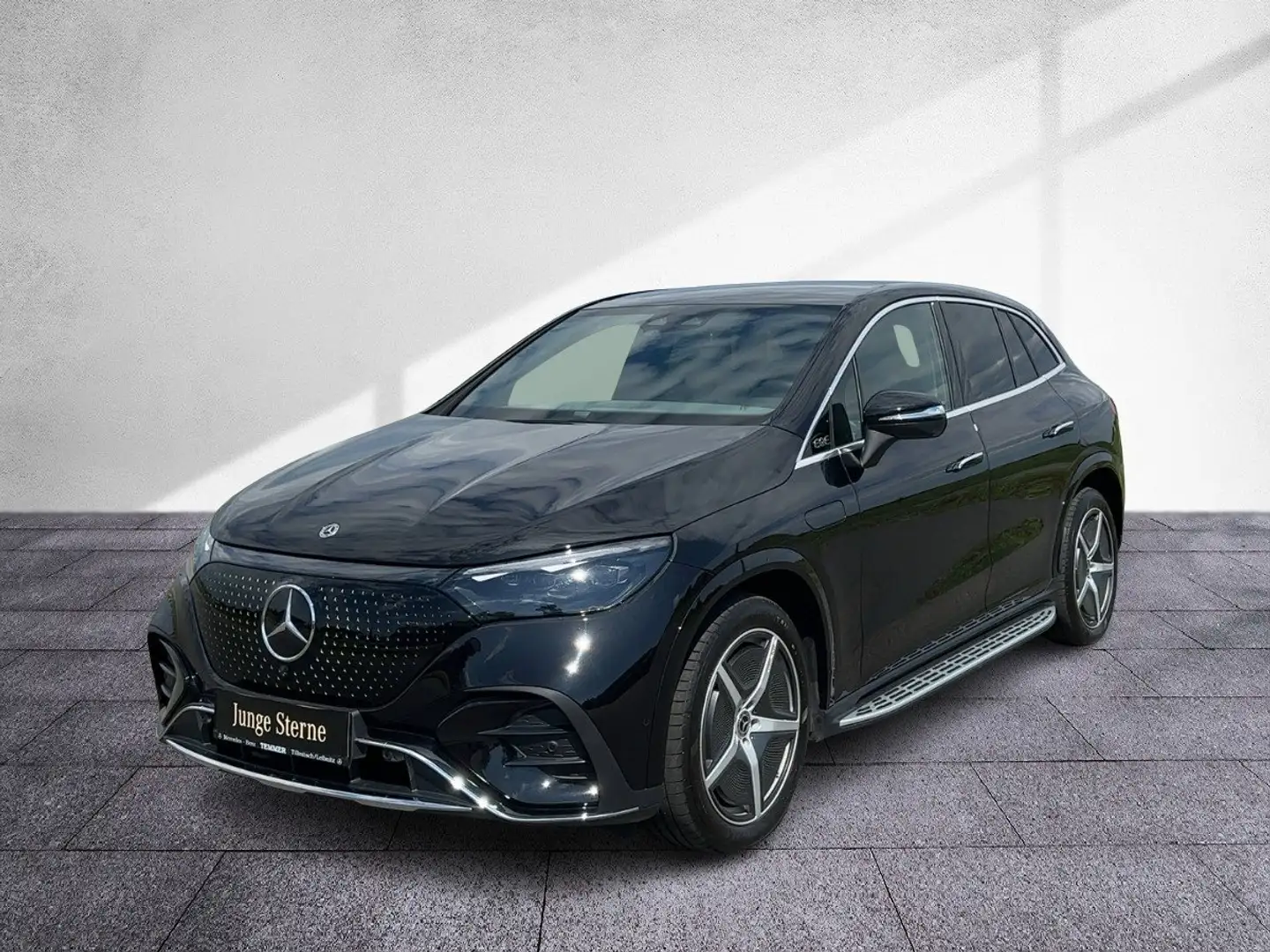 Mercedes-Benz EQE SUV EQE 350 4M SUV AMG-Line NP:104.874 PREM AIR AHV Schwarz - 2