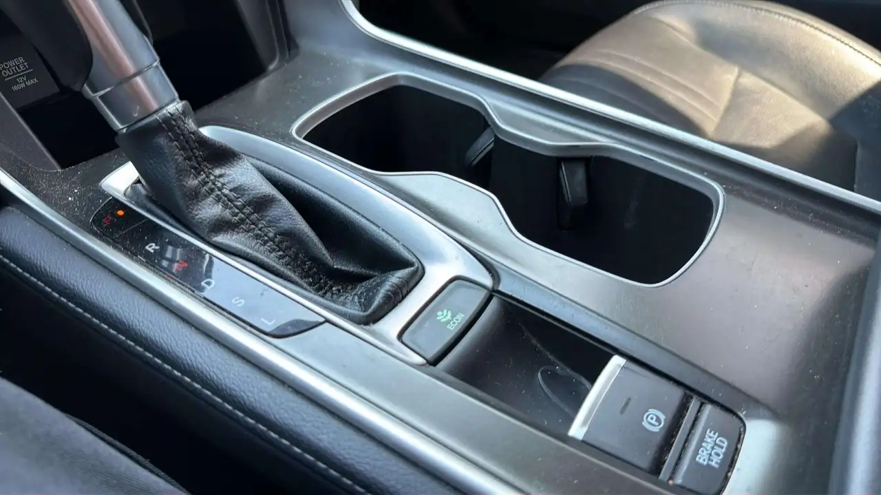 Honda Accord photo Honda Accord