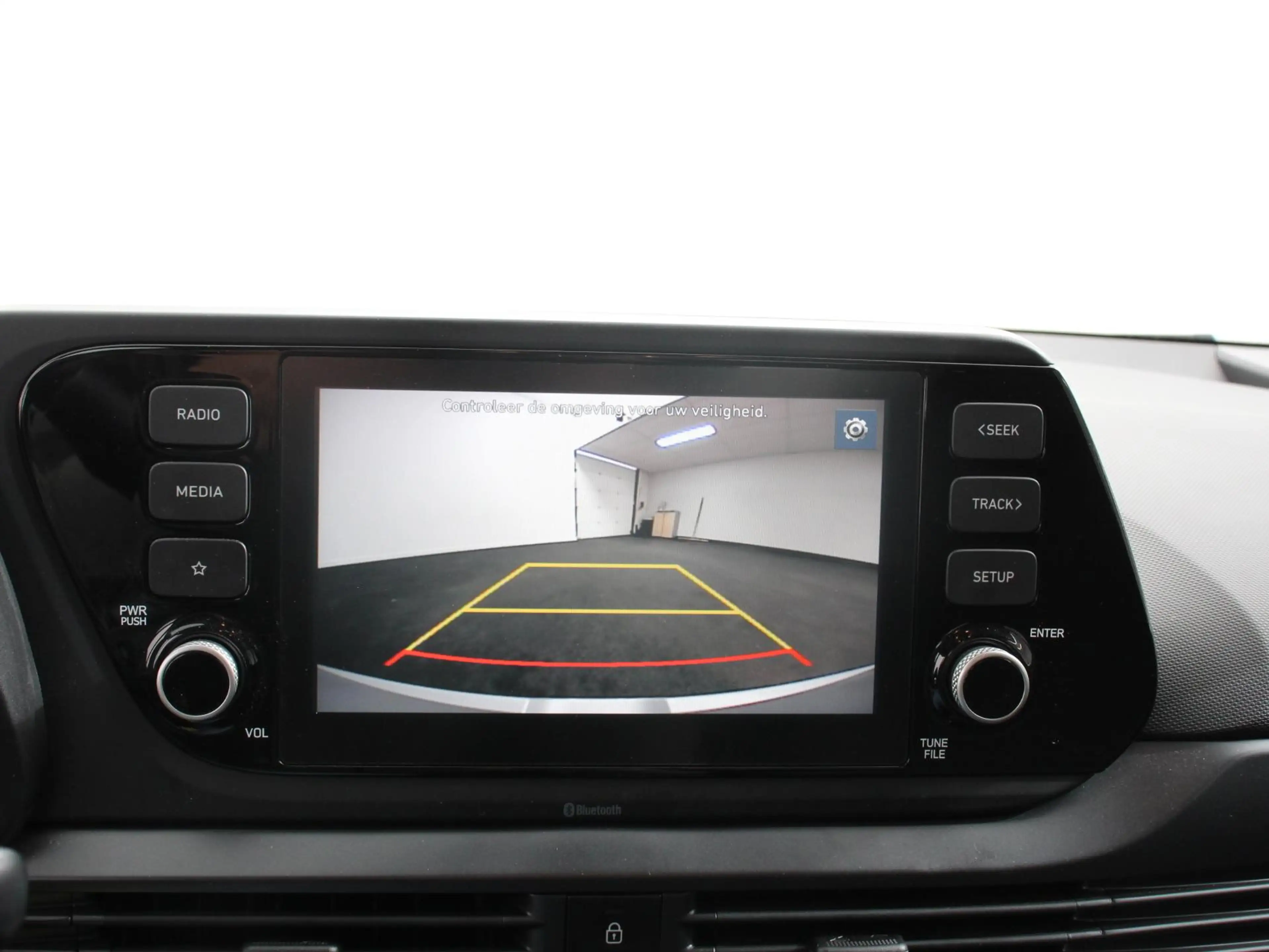Hyundai i20 1.2 MPI Essential Navigatie Apple CarPlay Android — photo 3