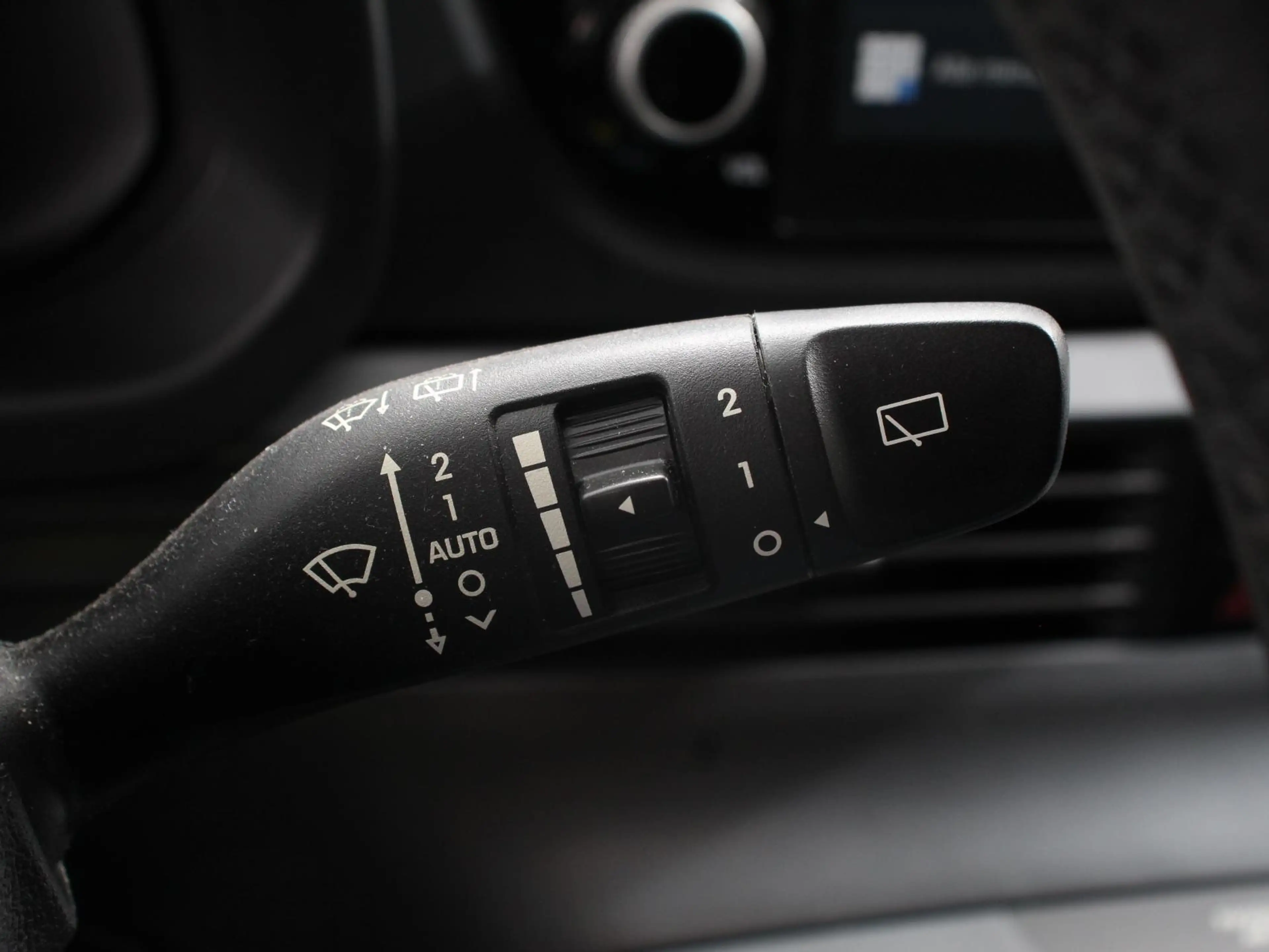 Hyundai i20 1.2 MPI Essential Navigatie Apple CarPlay Android — photo 15