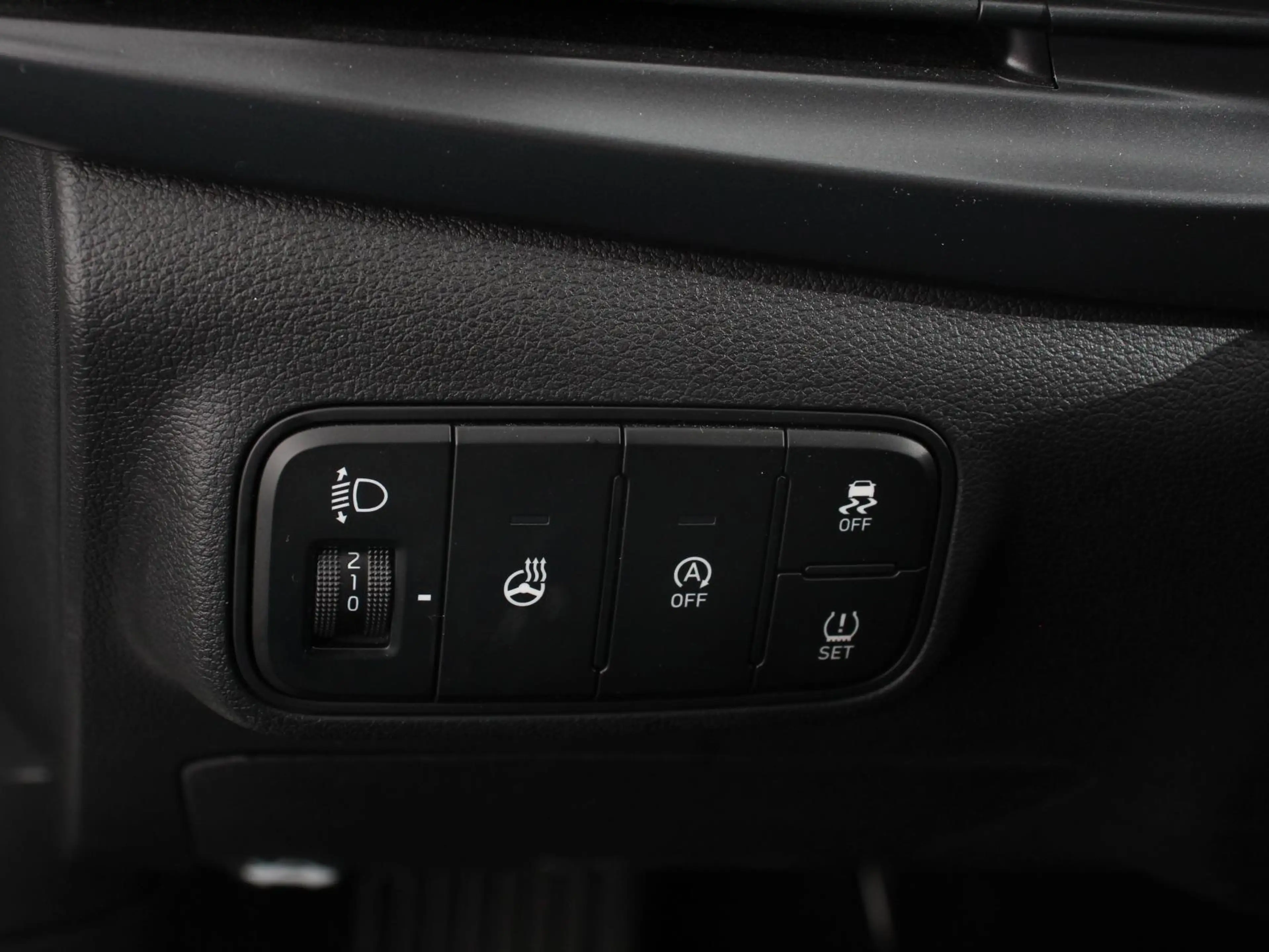 Hyundai i20 1.2 MPI Essential Navigatie Apple CarPlay Android — photo 13