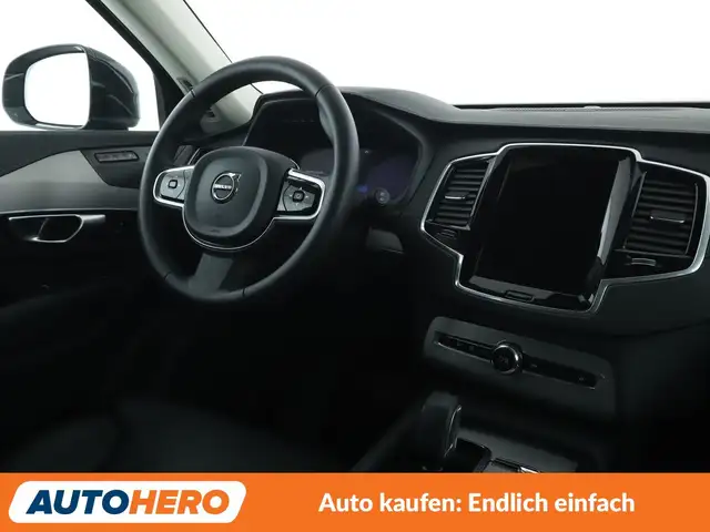 Volvo XC90 view 13