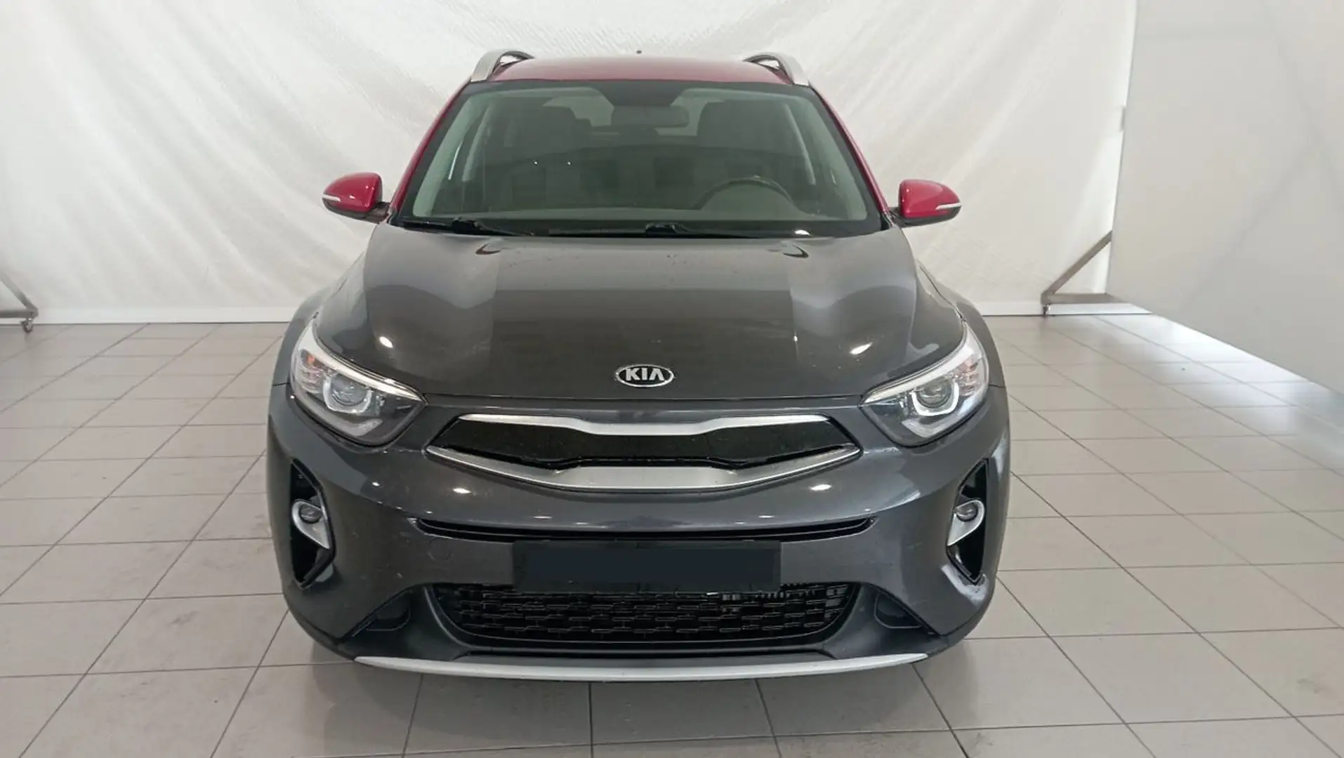 Kia Stonic 1.0 T-GDi Eco-Dynamic Drive 120 Gris - 2