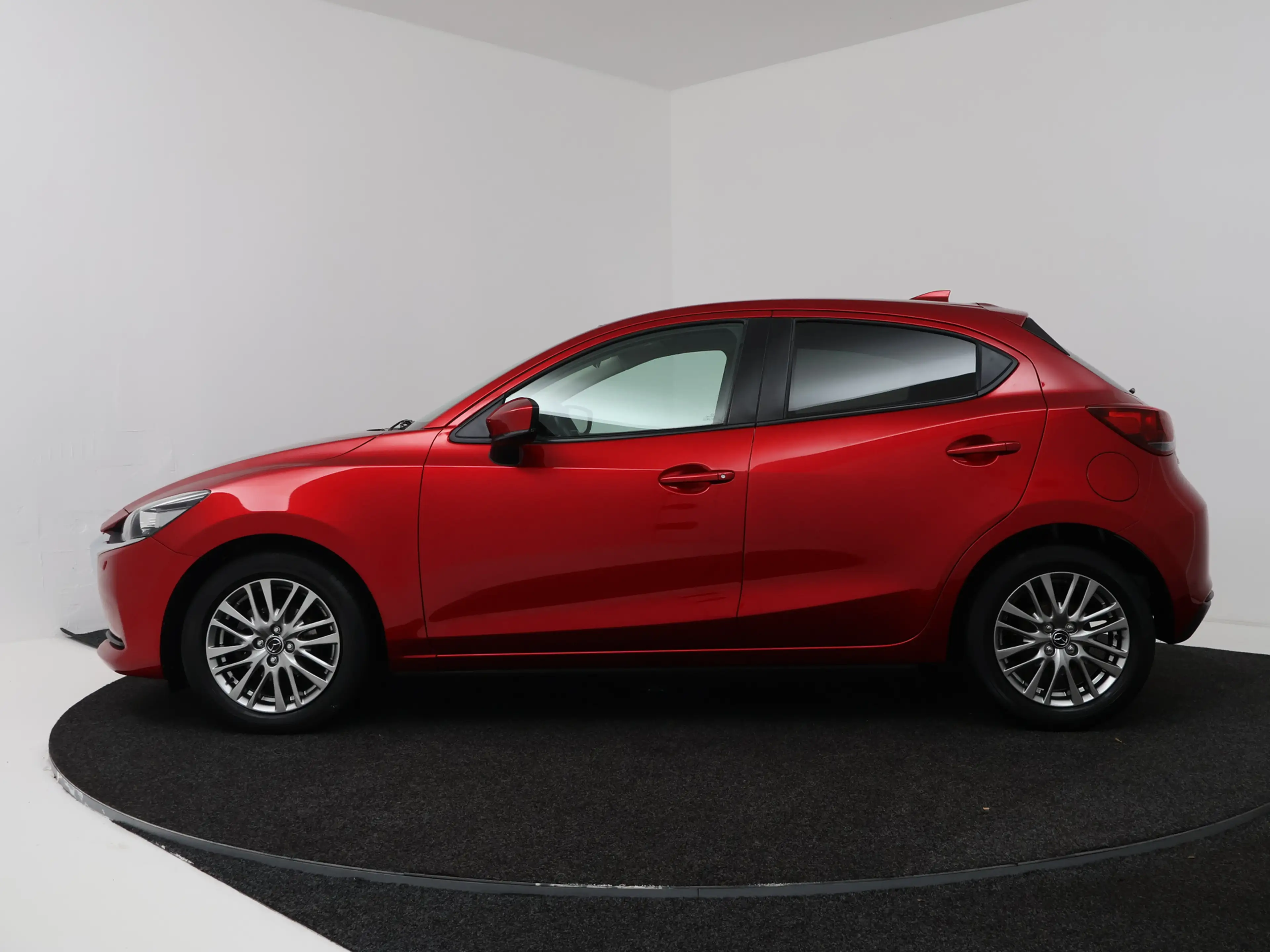 Mazda 2 1.5 Skyactiv-G Style Selected | Afneembare Trekhaa — photo 3