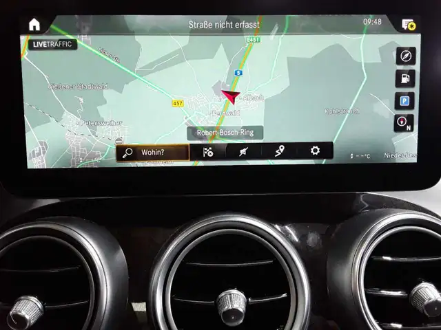 Mercedes-Benz GLC view 12