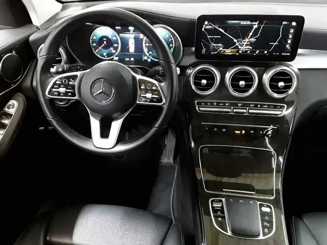 Mercedes-Benz GLC view 10