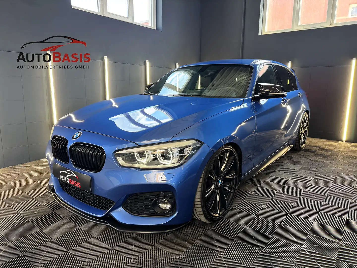 BMW 118 118d Aut. M-Sport/Led/Harman&Kardon/Performance Blau - 1