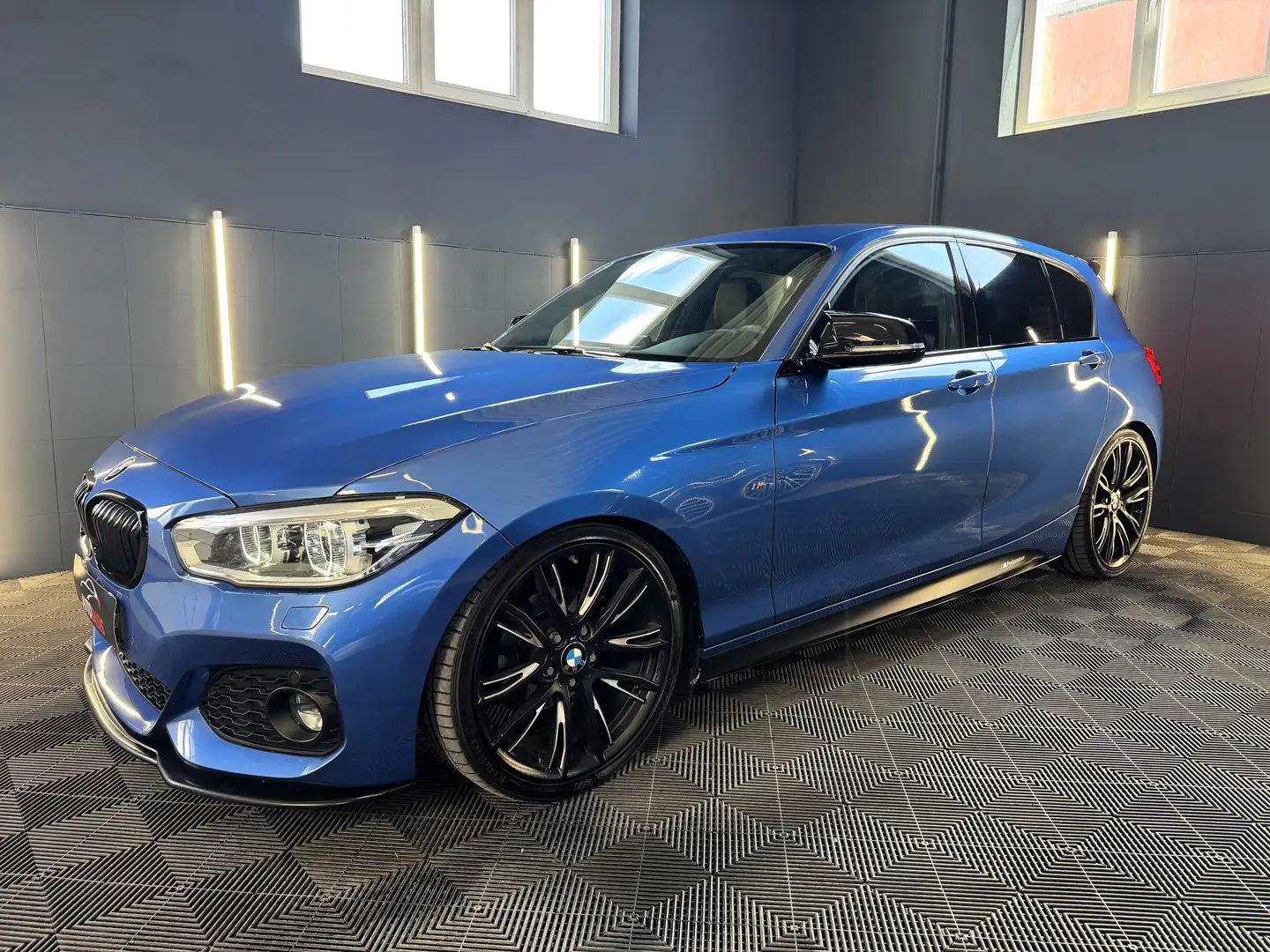 BMW 118 118d Aut. M-Sport/Led/Harman&Kardon/Performance Blau - 2