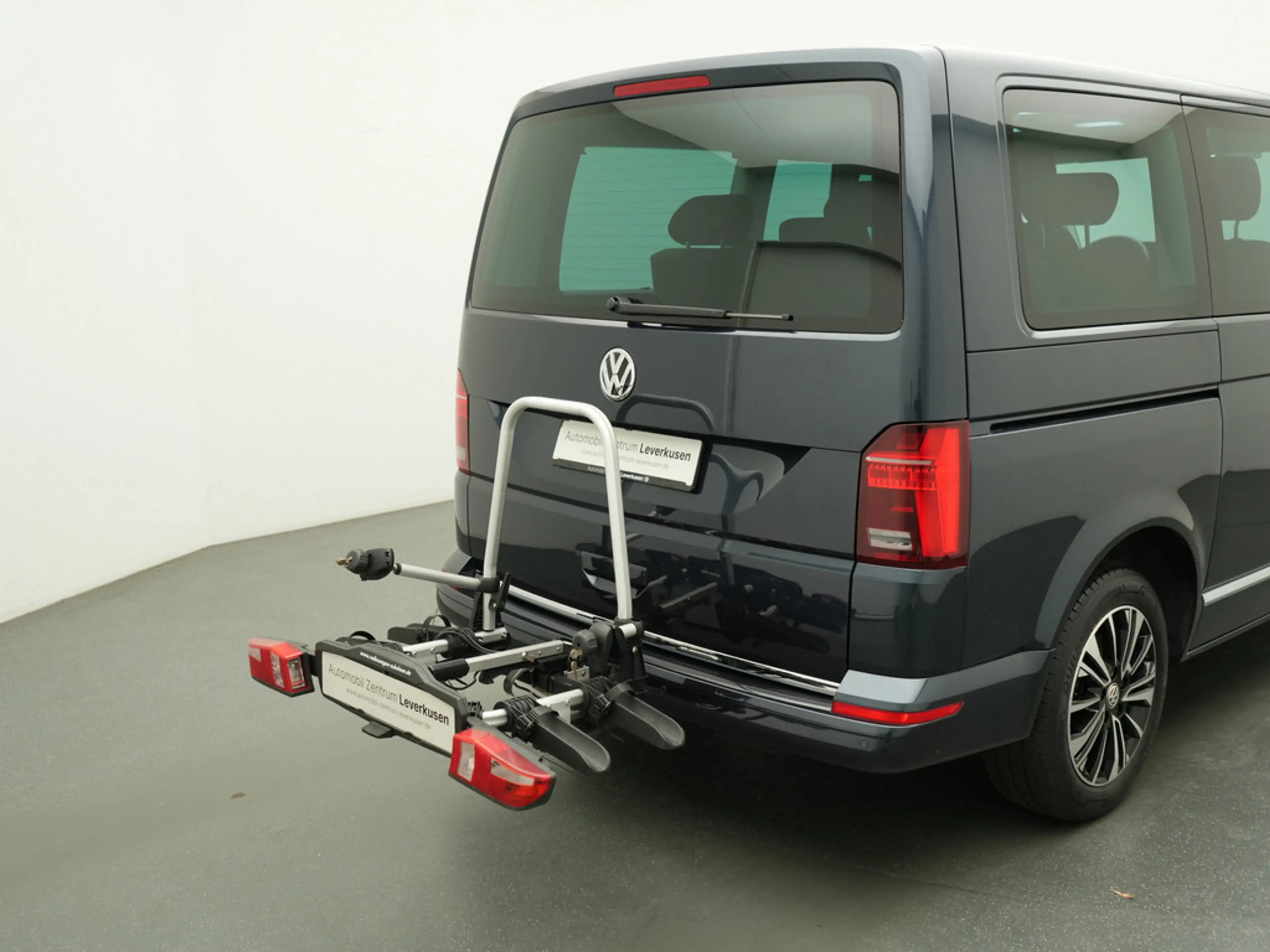 Volkswagen T6.1 Multivan Comfortline 4Motion DSG 7-SITZE — photo 4
