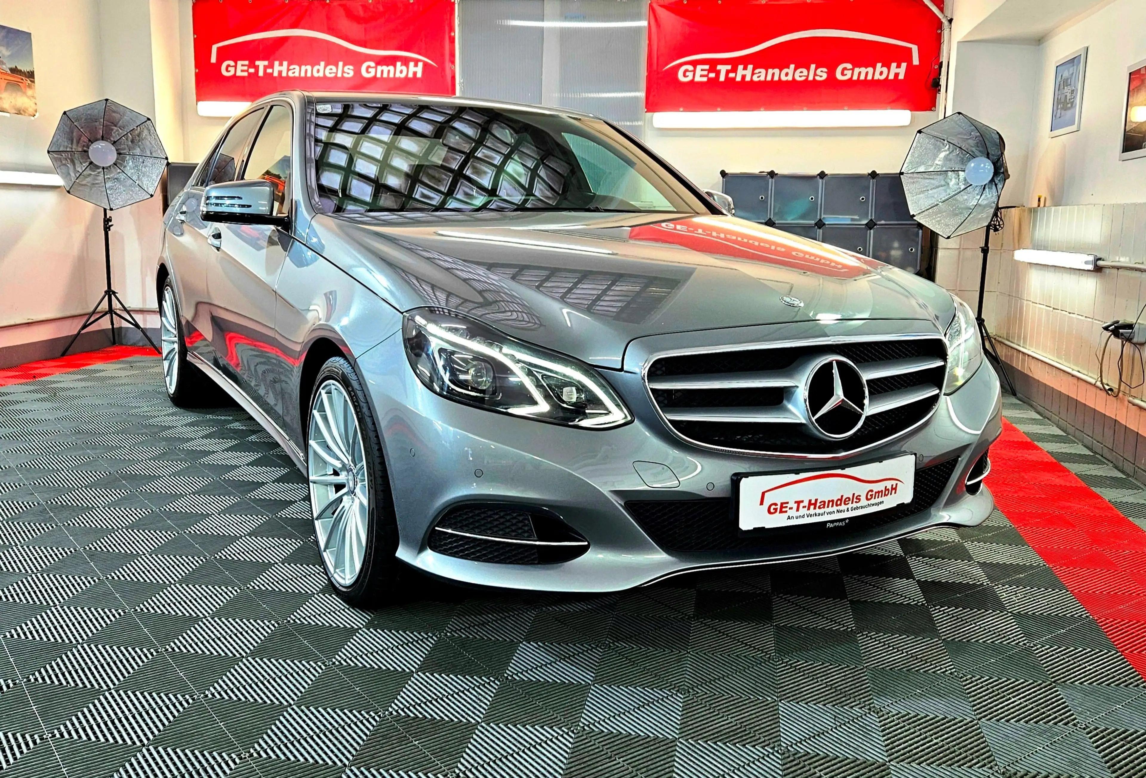 Mercedes-Benz E 250 CDI 4MATIC Avantgarde Edition Plus Aut. 1.Besitz — photo 6