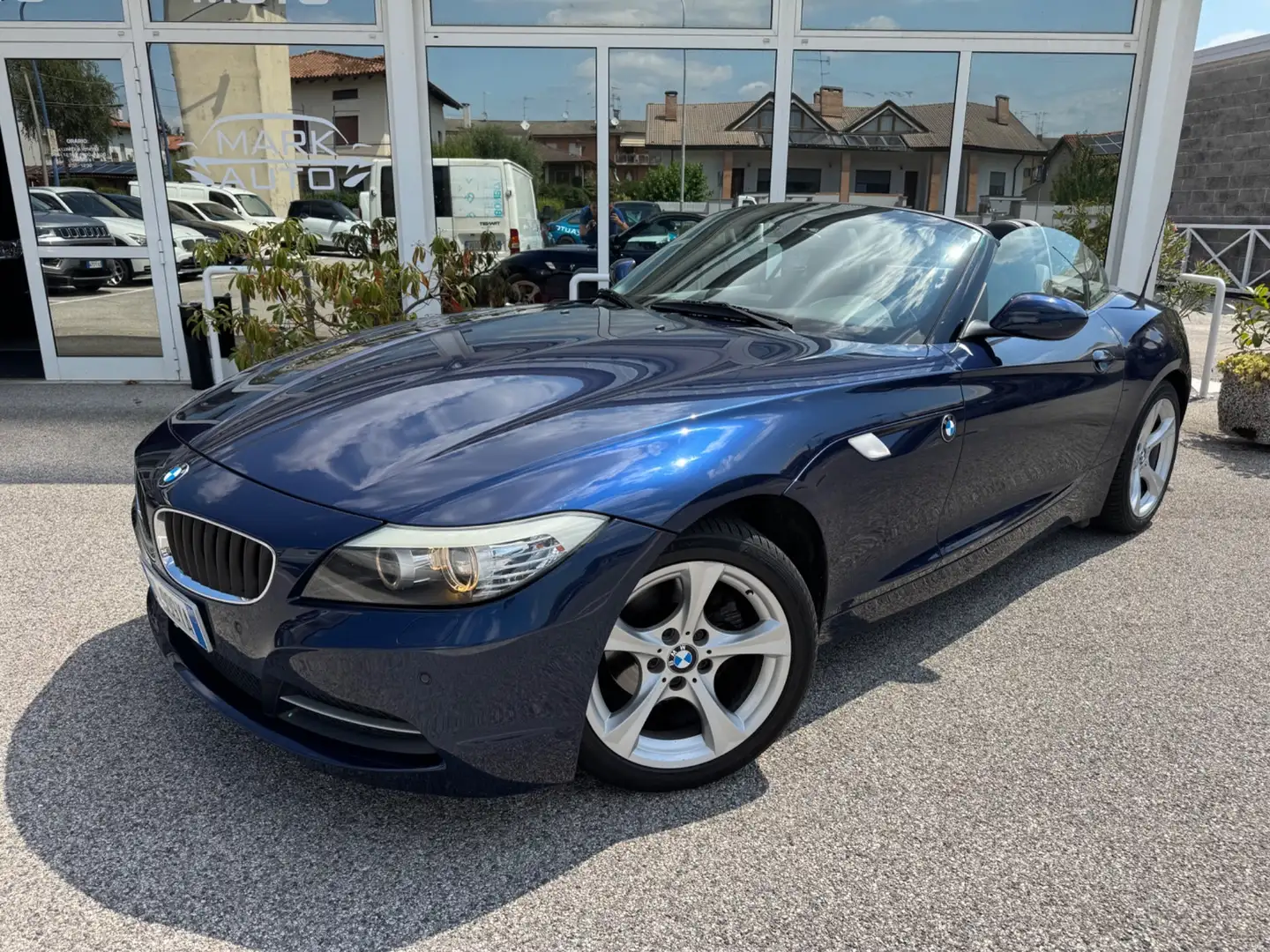 BMW Z4 sDrive 23i Bleu - 1