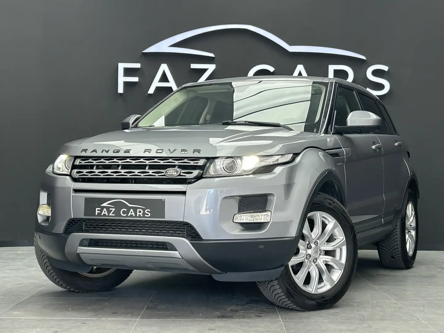 Land Rover Range Rover Evoque * Réservé * Grey - 1