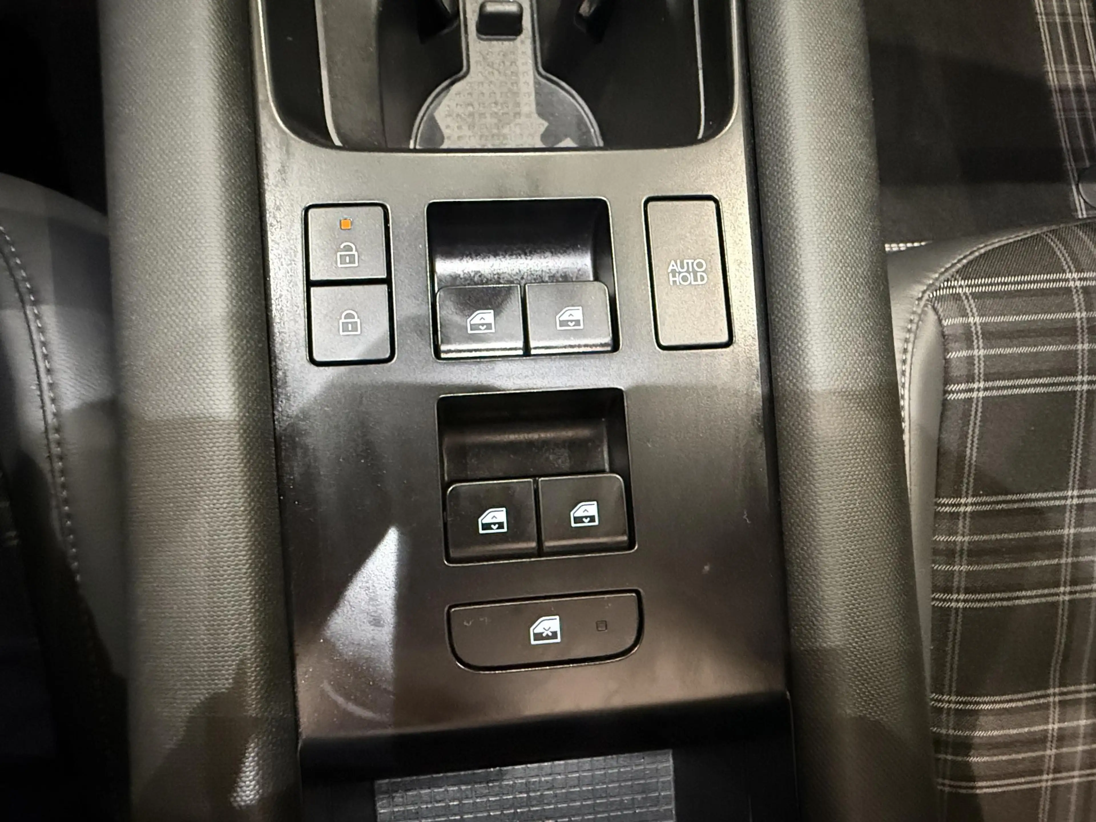 Hyundai IONIQ 6 First Edition AWD 77.4 kWh | Schuifdak | Trekhaak — photo 26