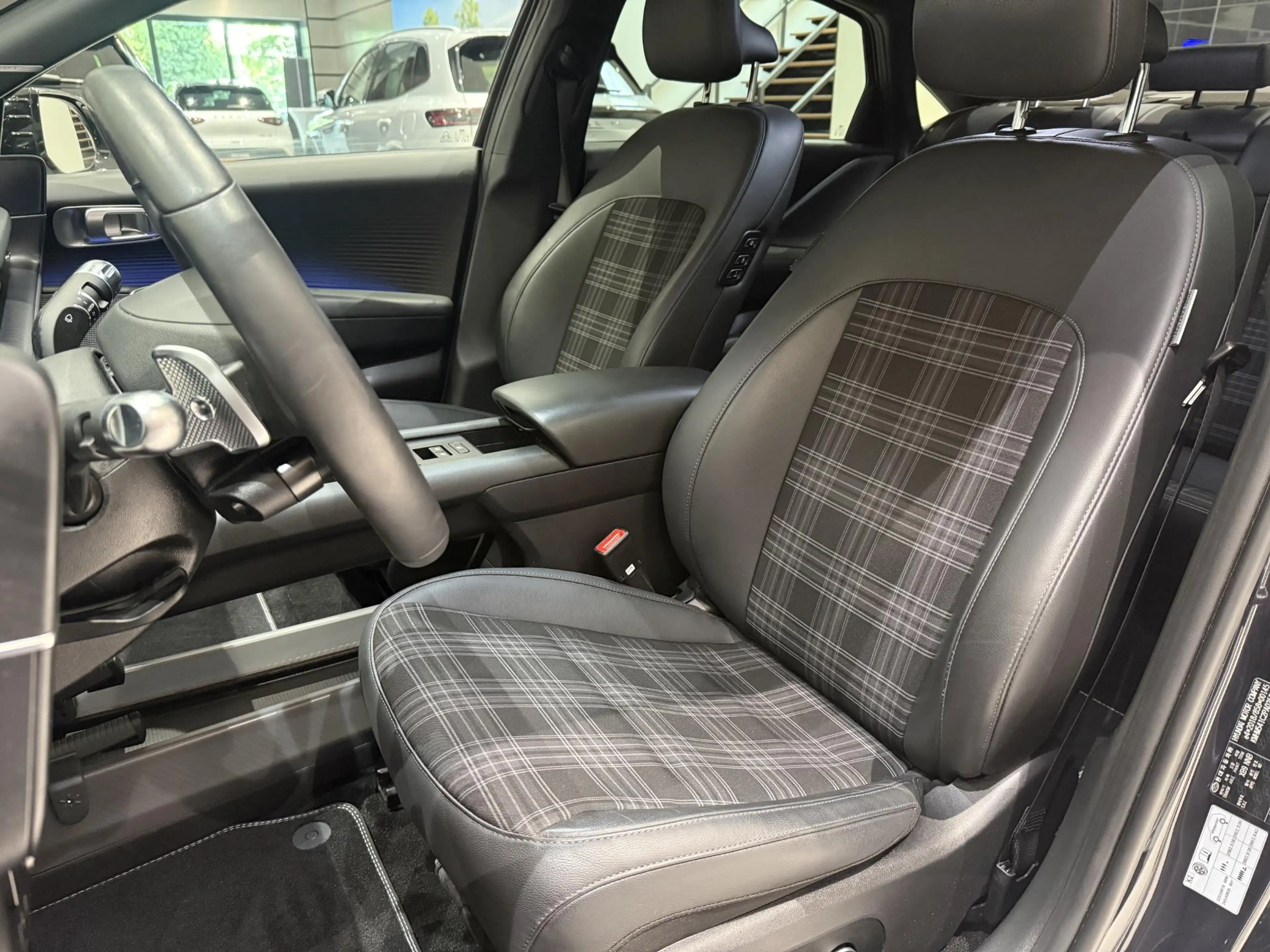 Hyundai IONIQ 6 First Edition AWD 77.4 kWh | Schuifdak | Trekhaak — photo 30
