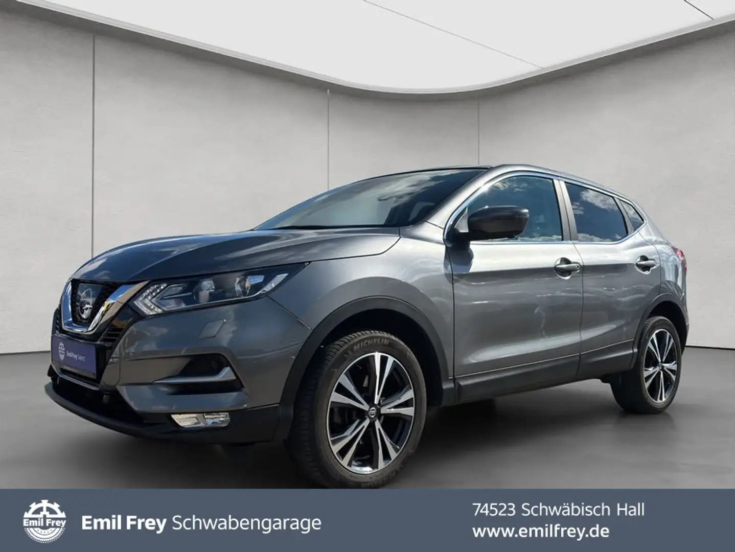 Nissan Qashqai 1.6 dCi N-Connecta Gris - 1