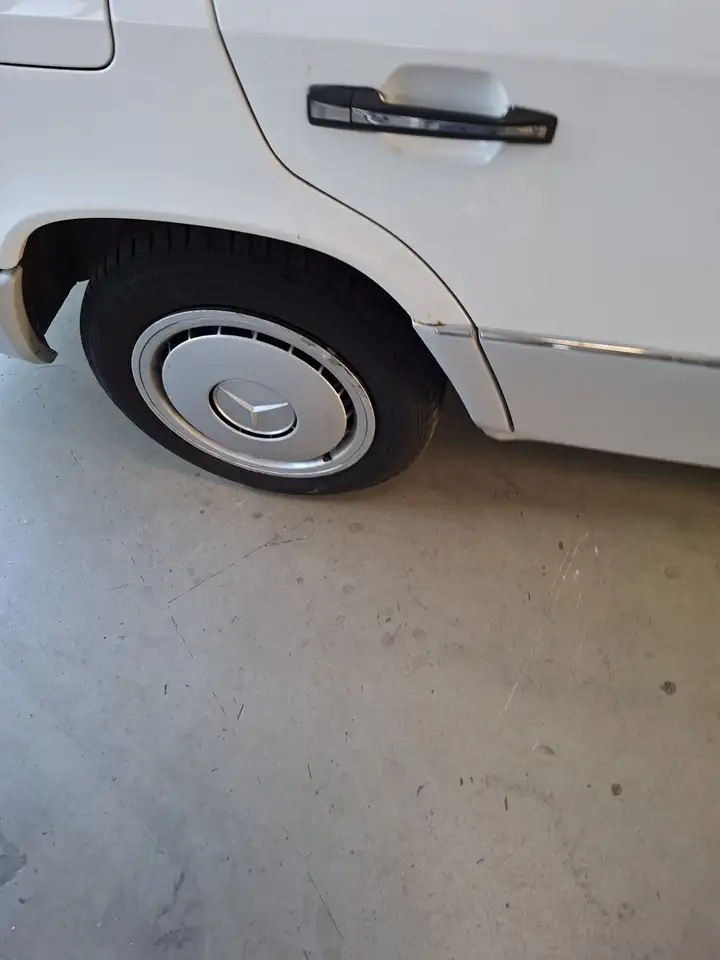 Mercedes-Benz 200 w124, foto 5
